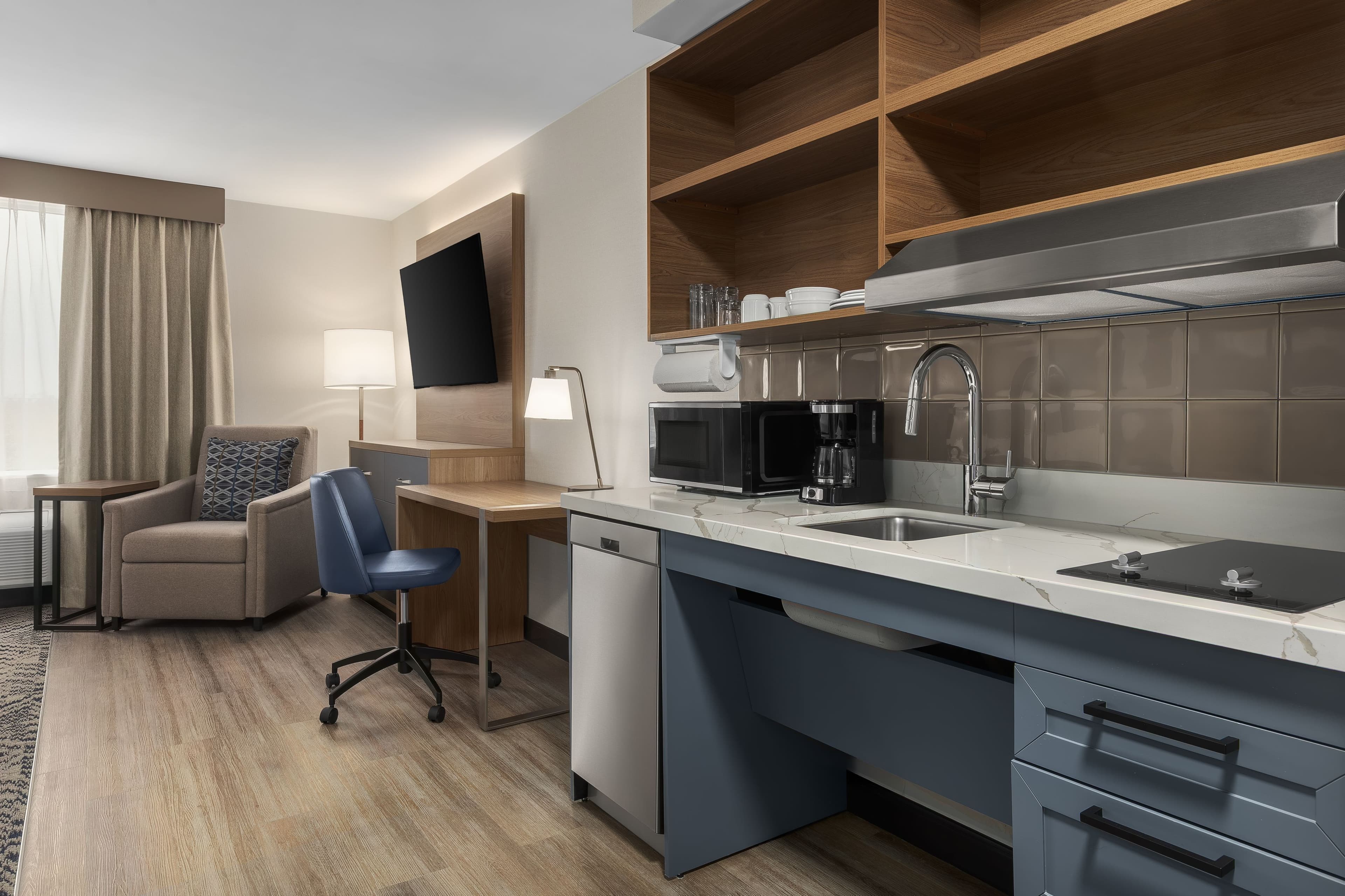 Candlewood Suites Chatham South — 7