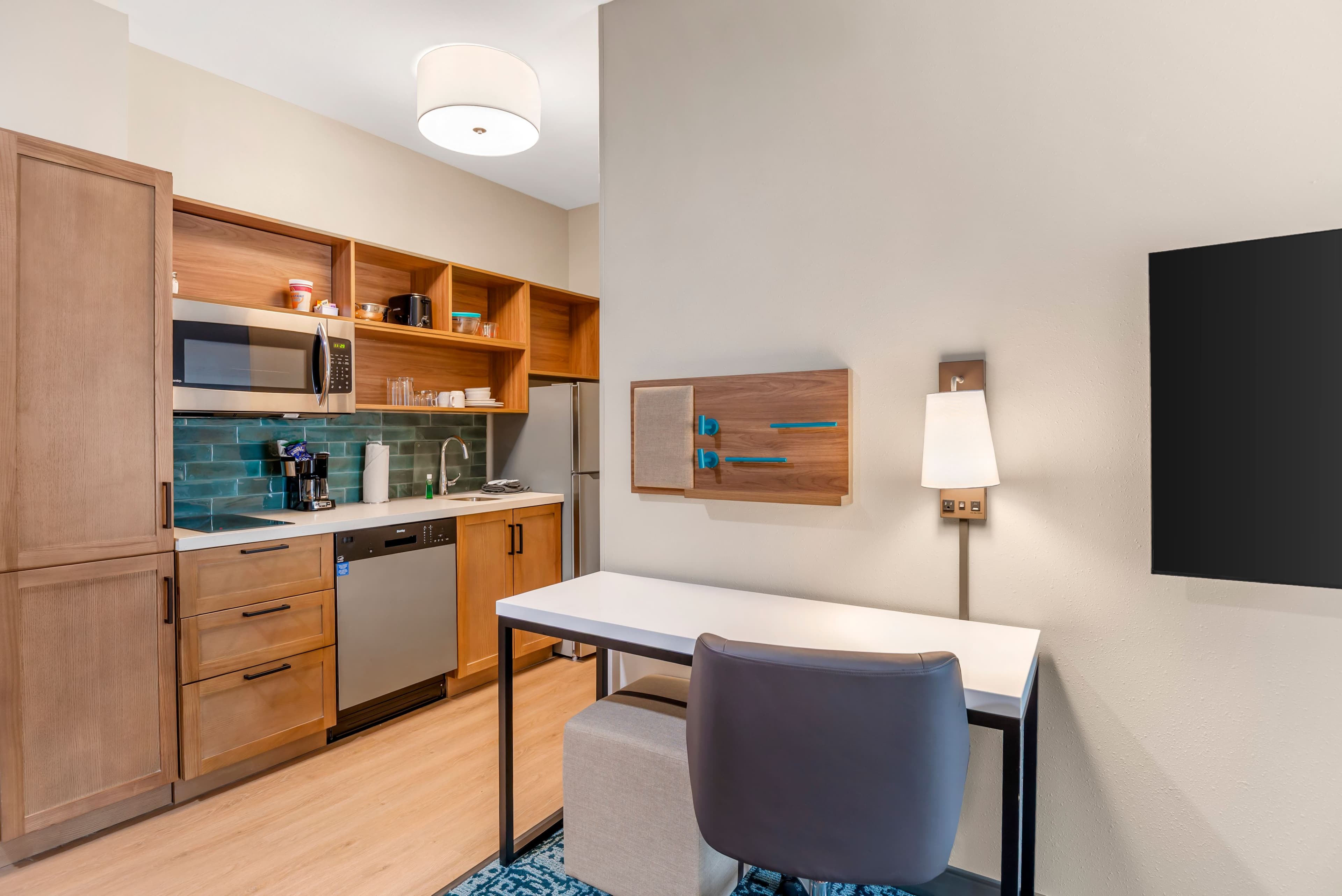 Candlewood Suites Chester - Richmond - Image 4