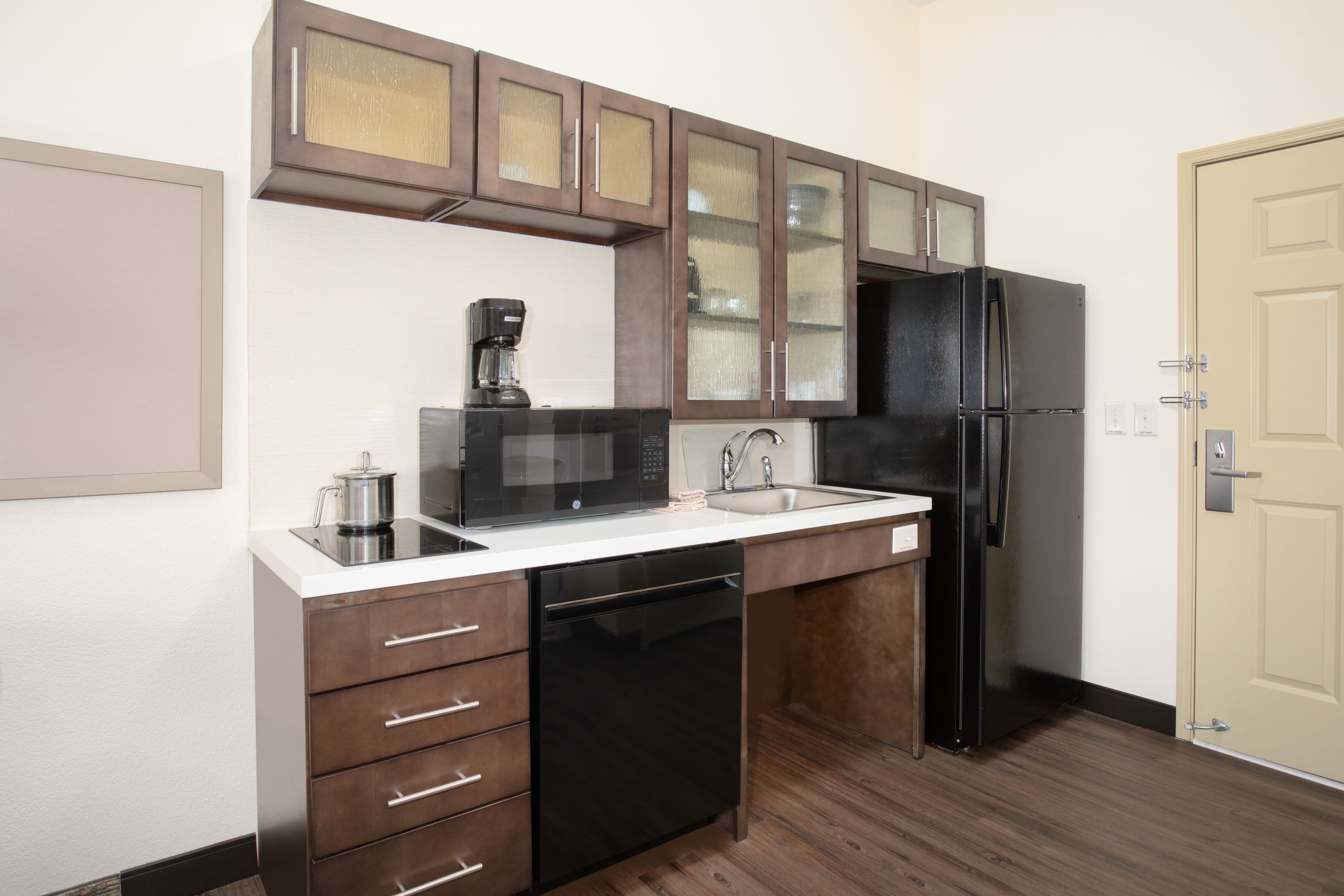 Candlewood Suites Cheyenne — 7