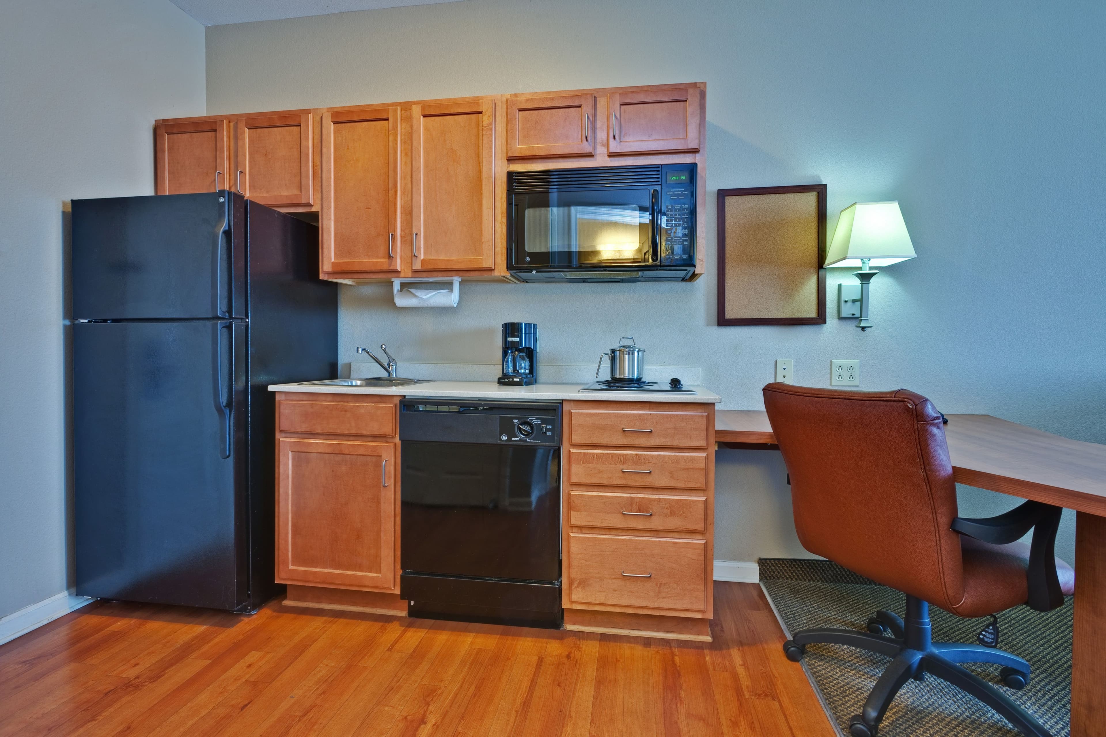 Candlewood Suites Clarksville — 8