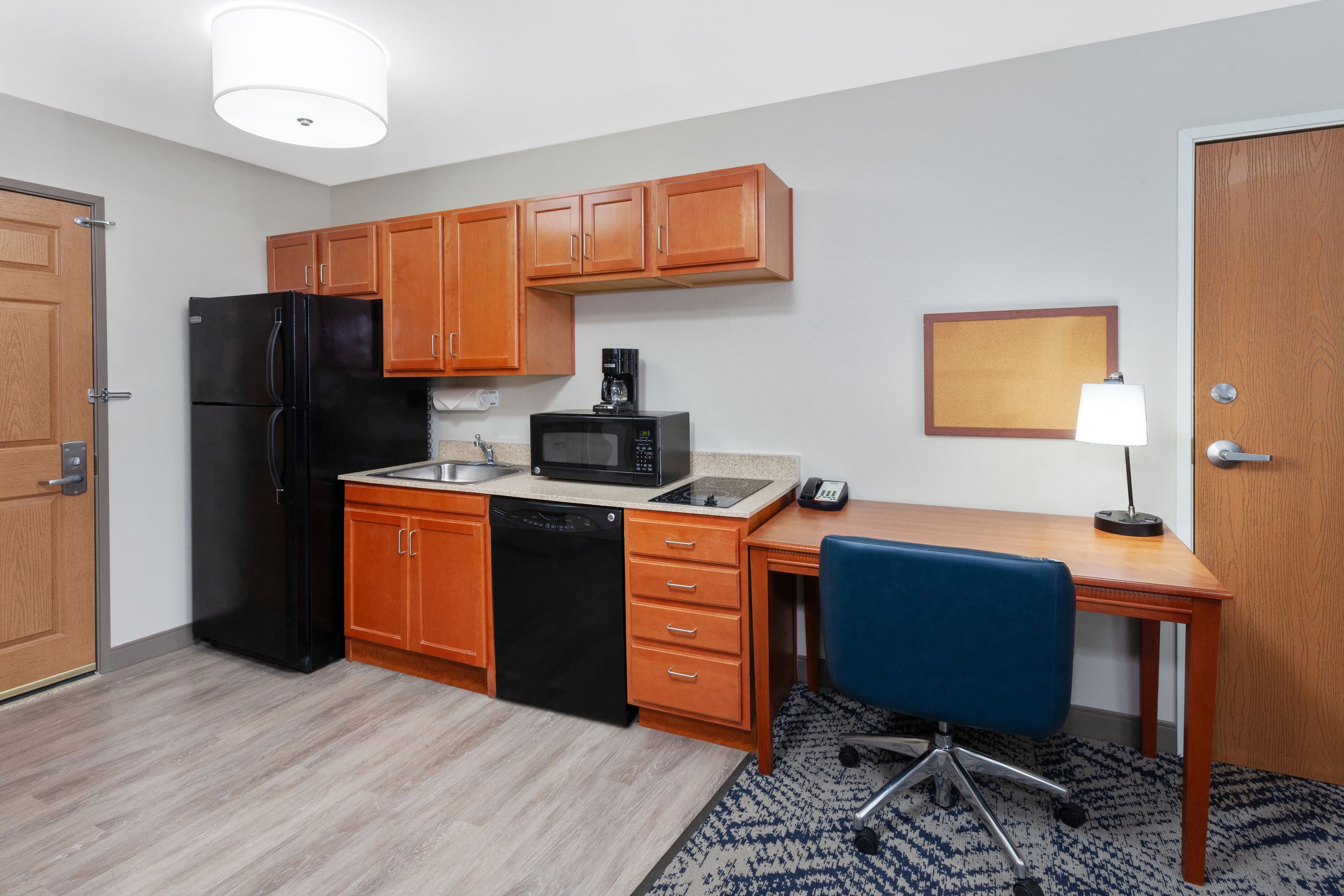 Candlewood Suites Louisville North — 9