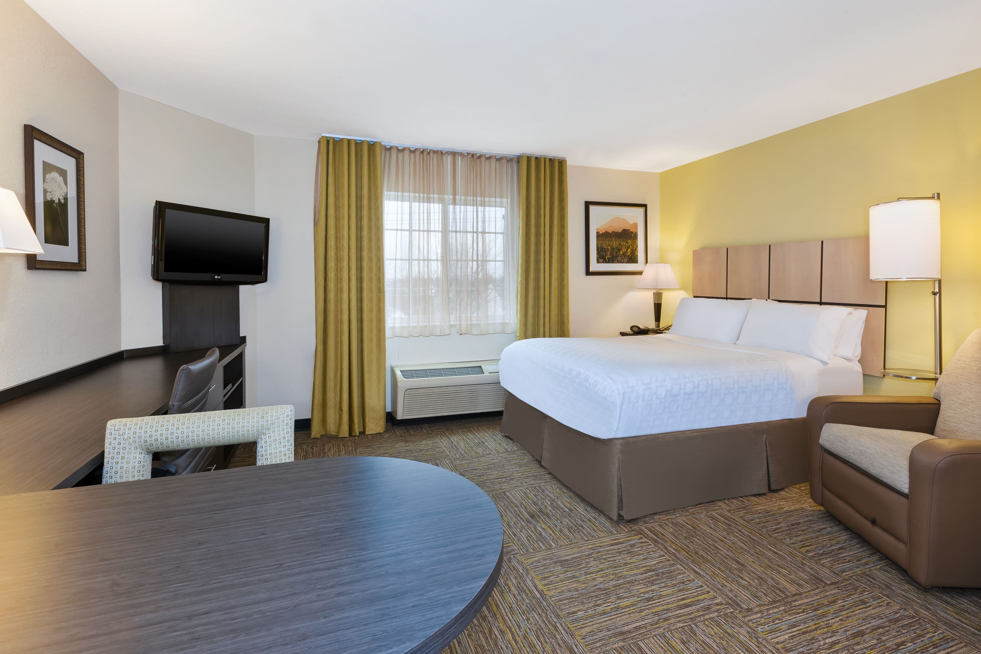 Candlewood Suites Columbus North - Polaris — 13