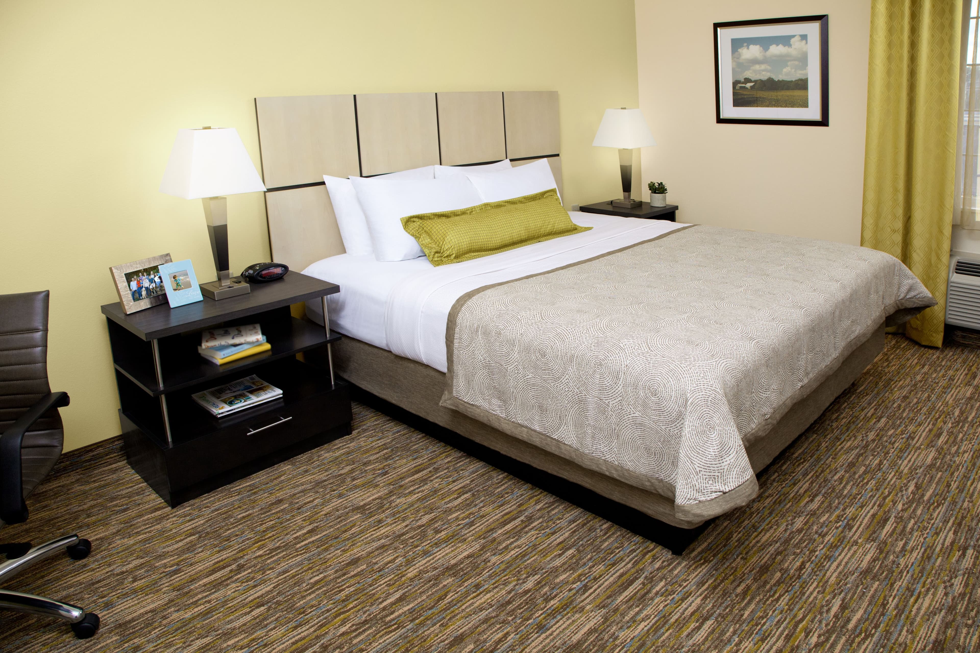 Candlewood Suites Cotulla - Image 3