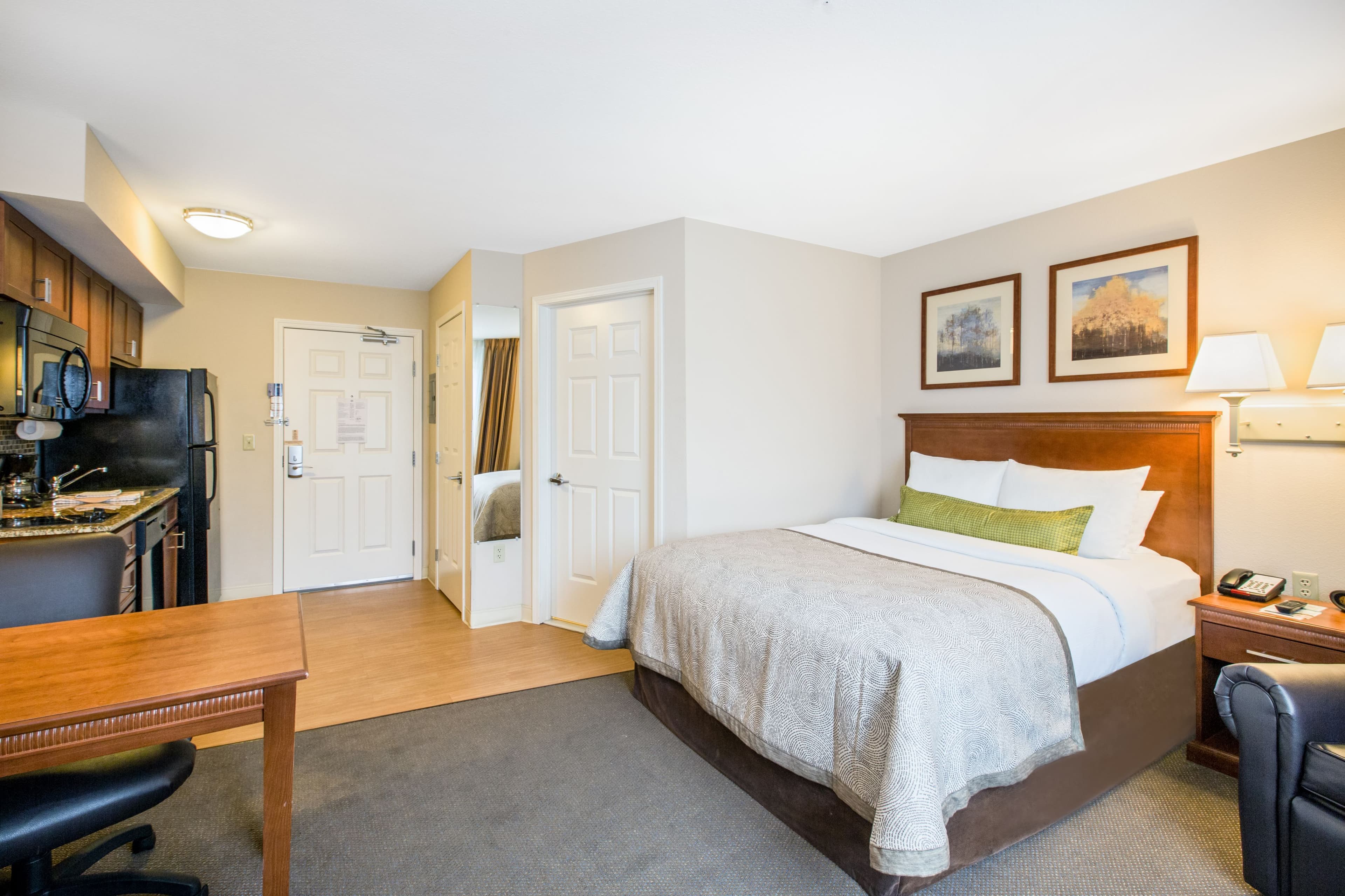 Candlewood Suites Pittsburgh-Cranberry - Image 4