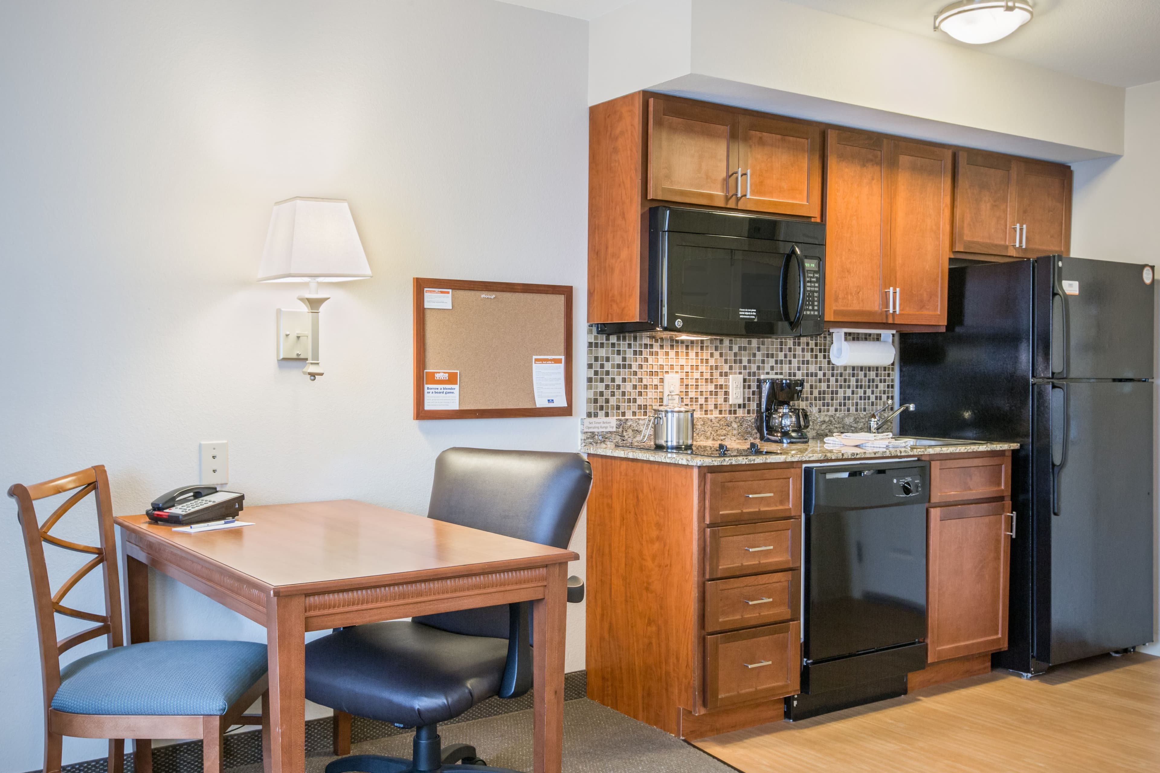Candlewood Suites Pittsburgh-Cranberry - Image 3