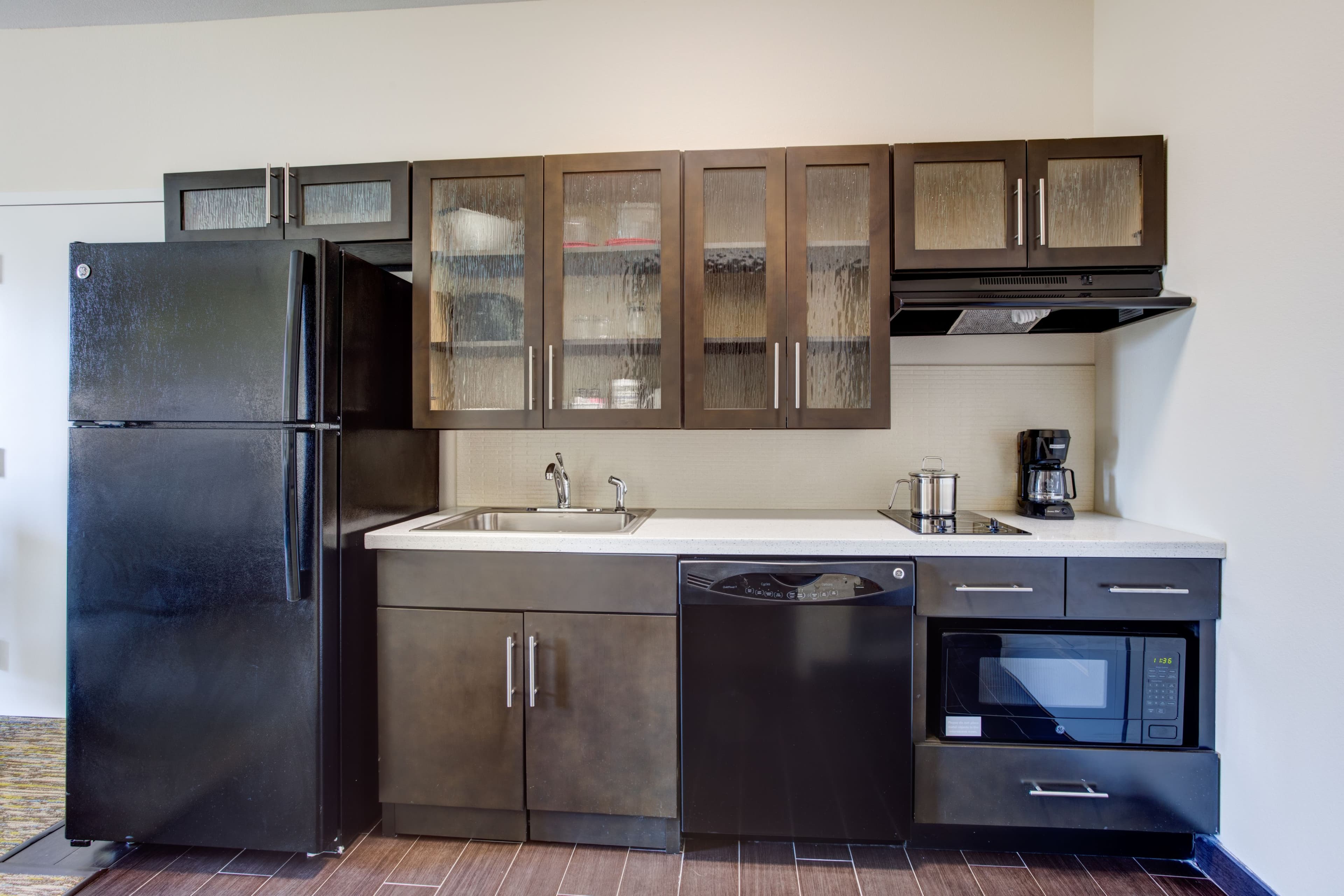Candlewood Suites Cut Off - Galliano - Image 2