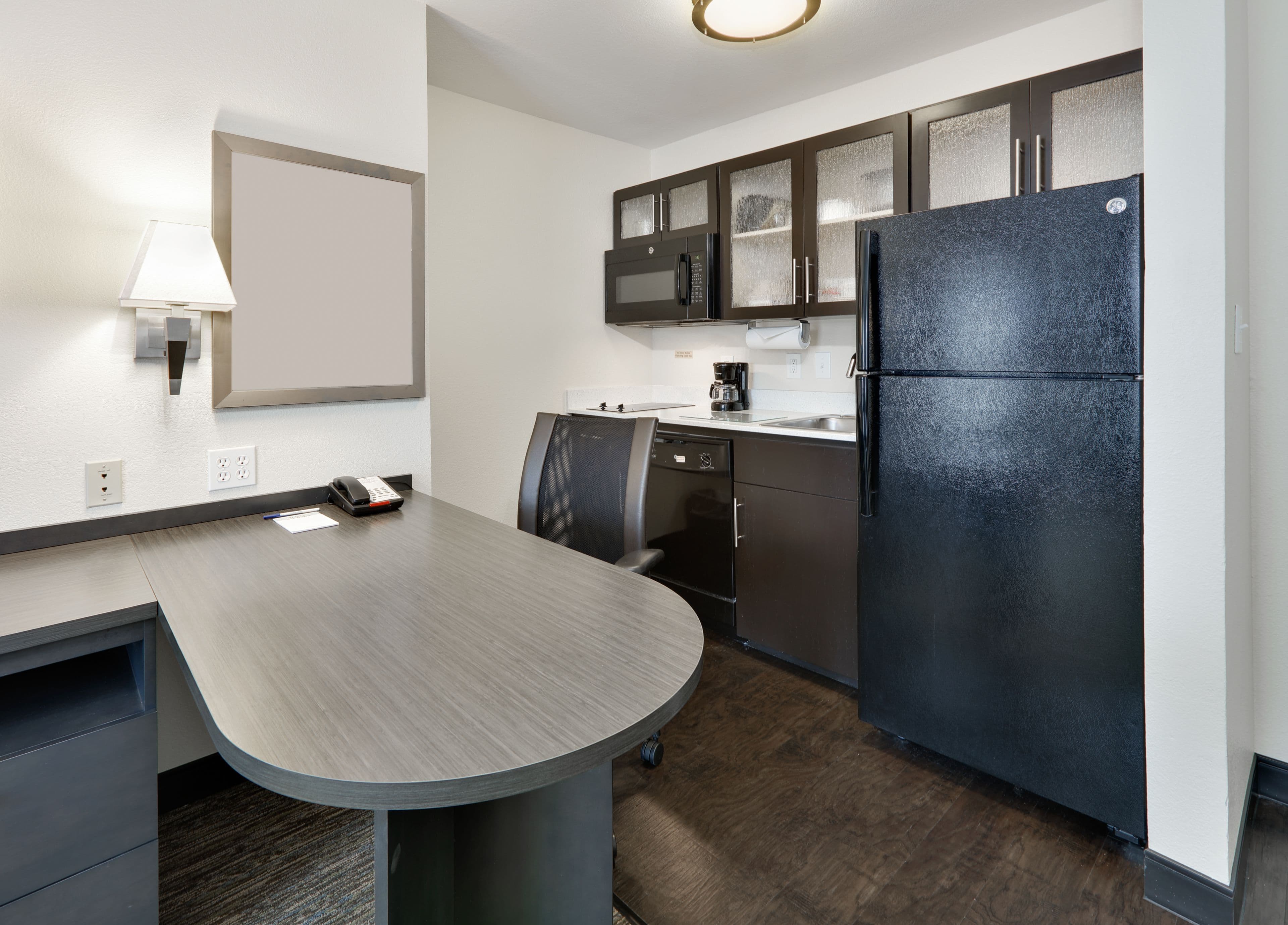 Candlewood Suites Dallas Market Cntr-Love Field — 16