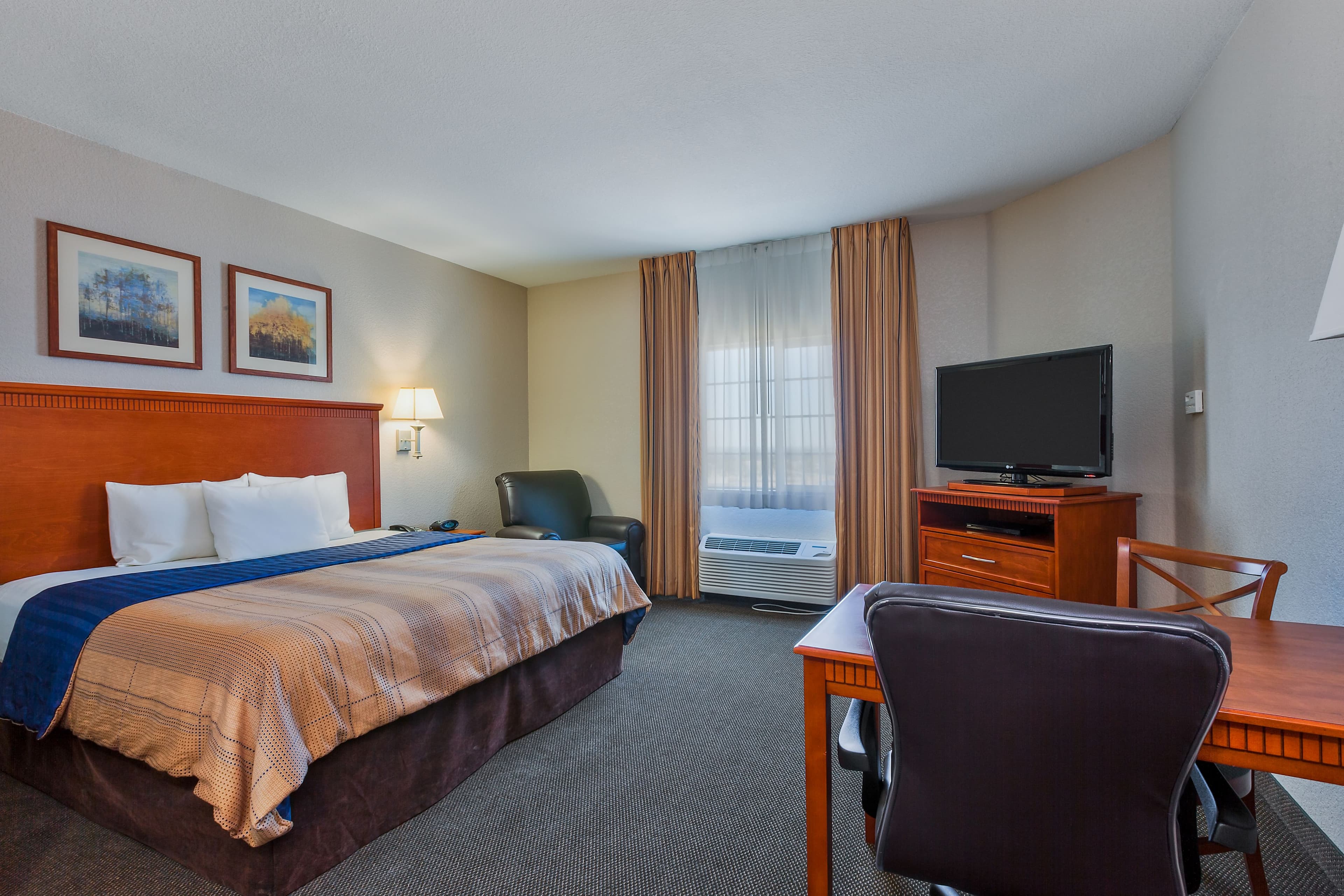 Candlewood Suites Decatur Medical Center - Image 4