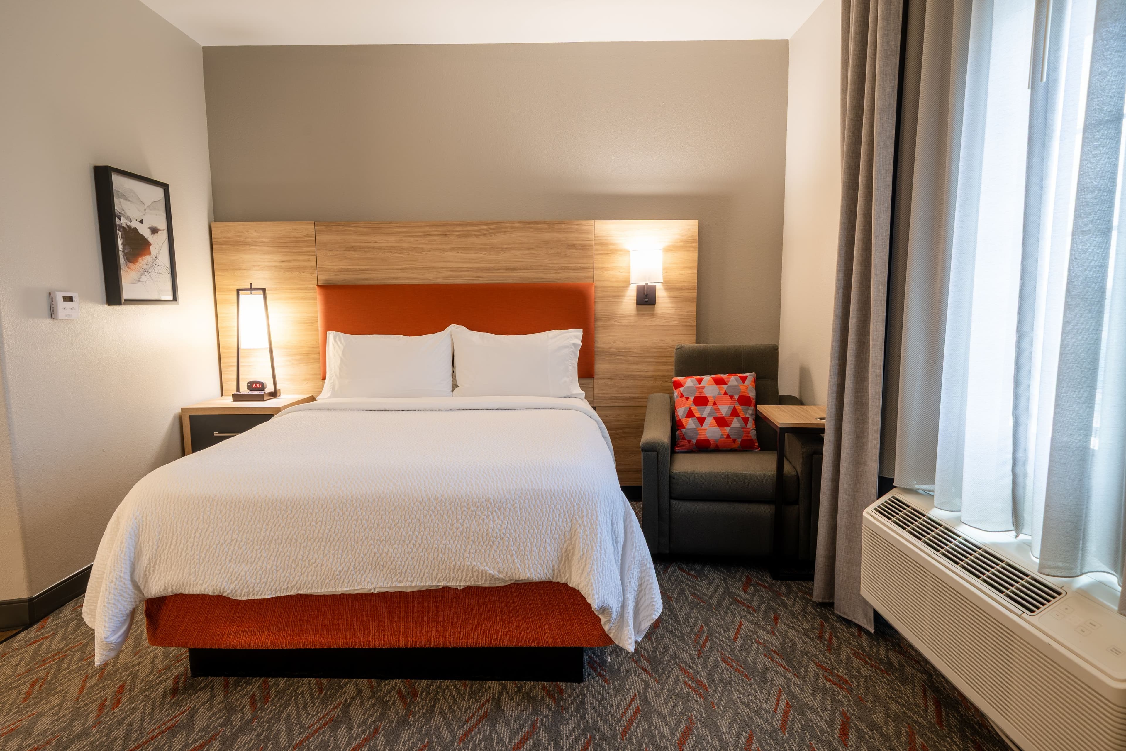 Candlewood Suites Deer Park — 11