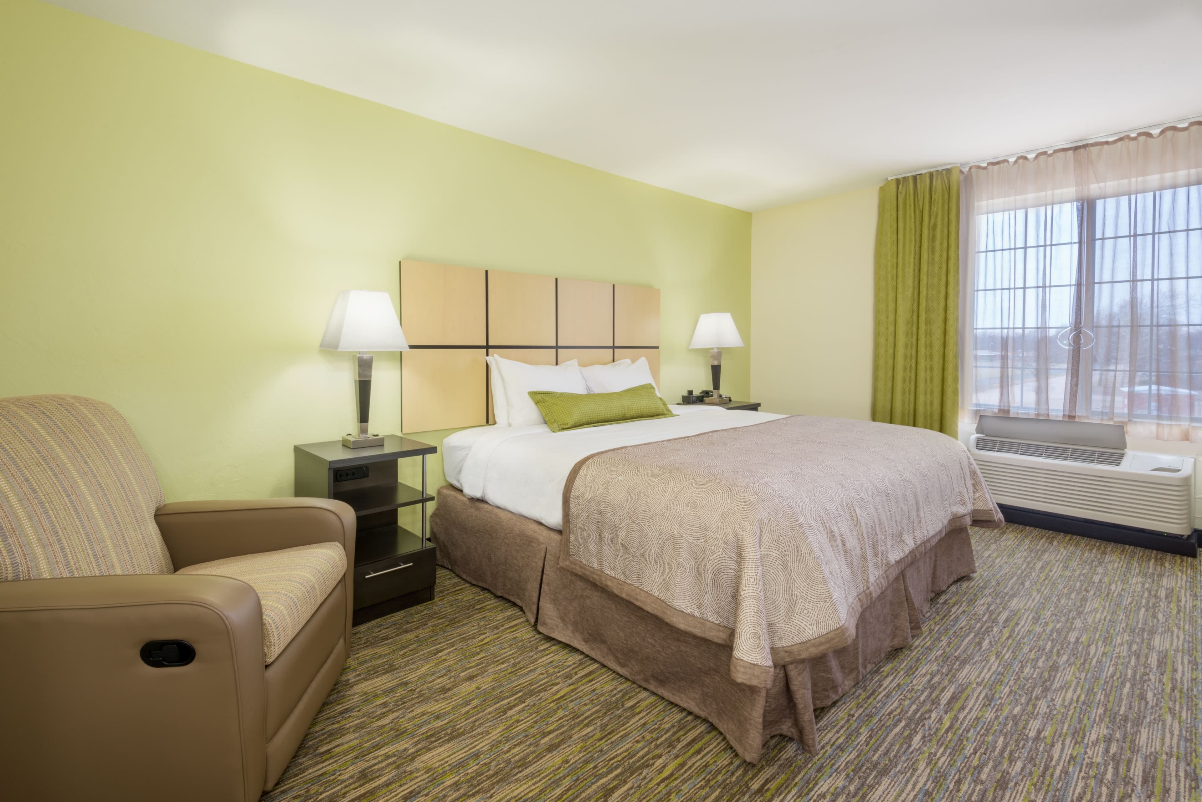 Candlewood Suites Midwest City — 18