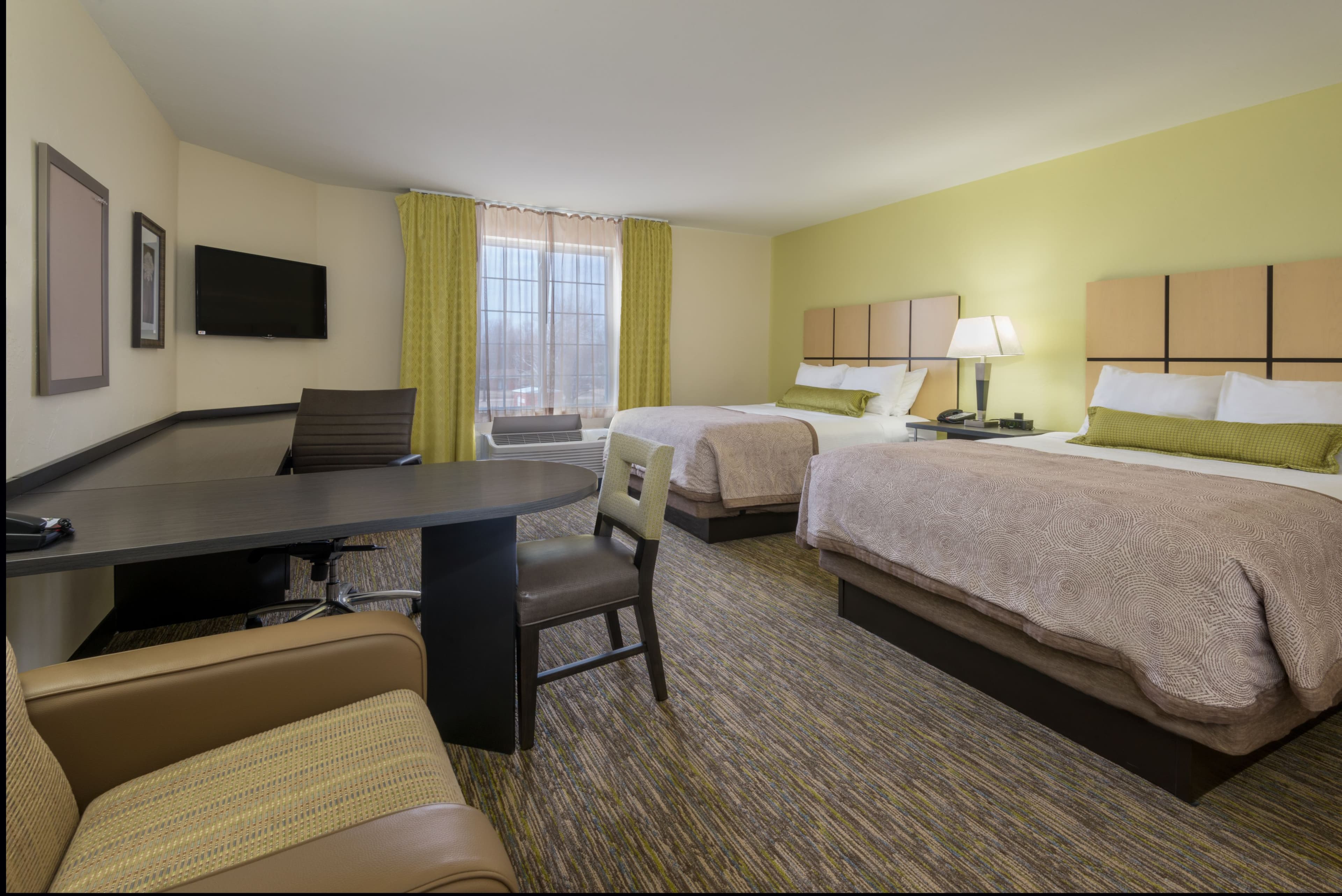 Candlewood Suites Midwest City — 11