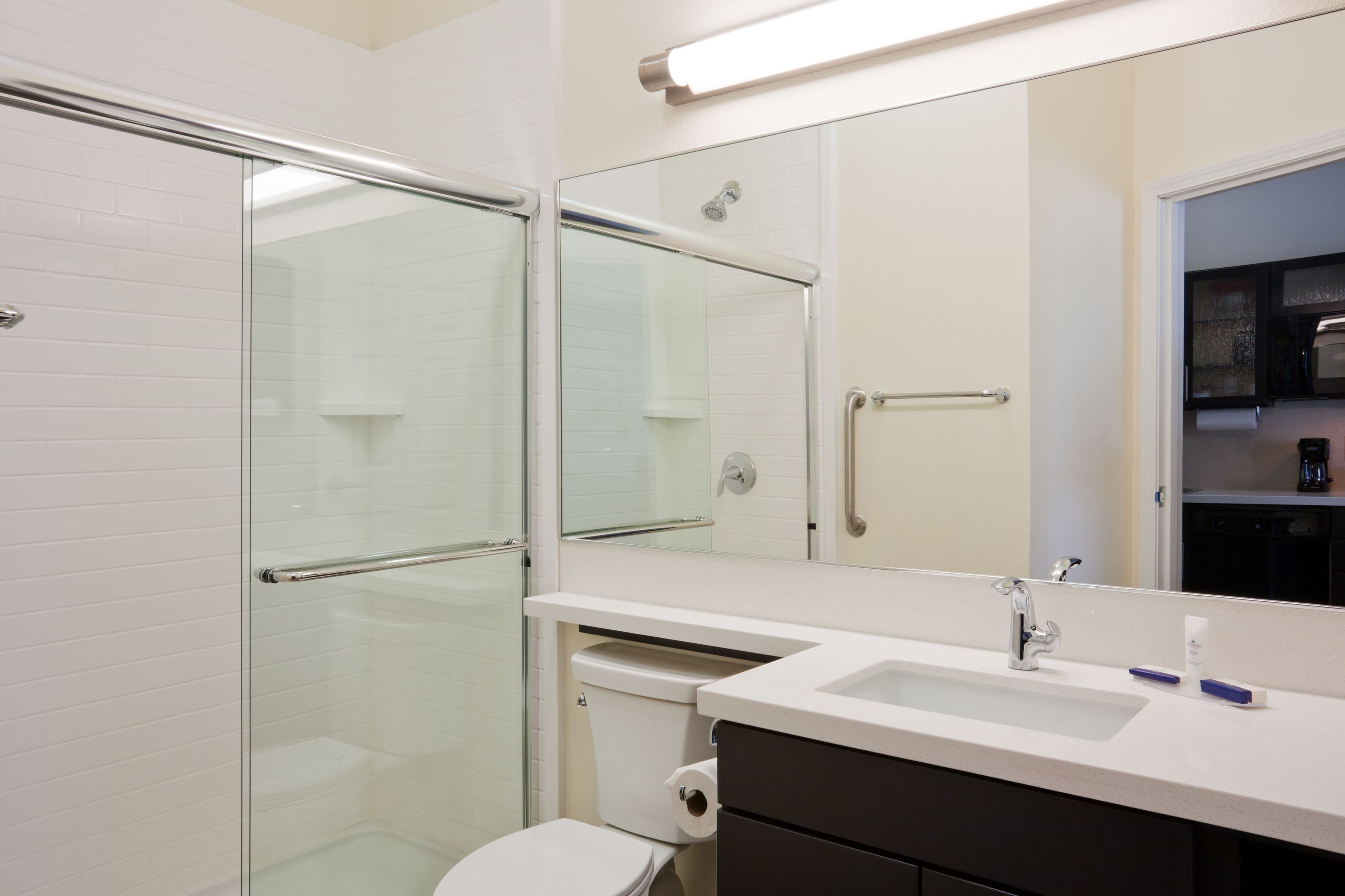 Candlewood Suites Dickinson — 14