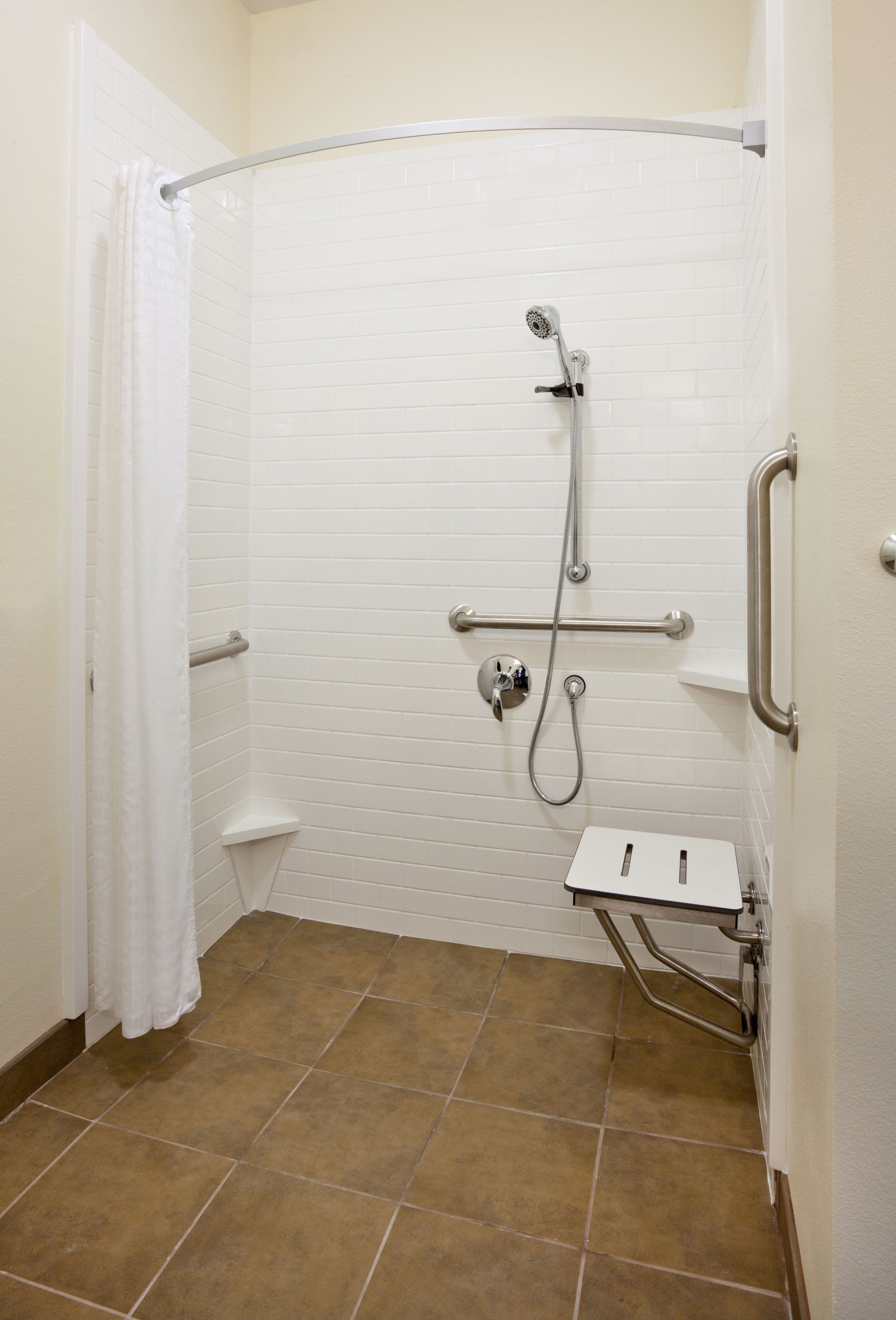 Candlewood Suites Dickinson — 17