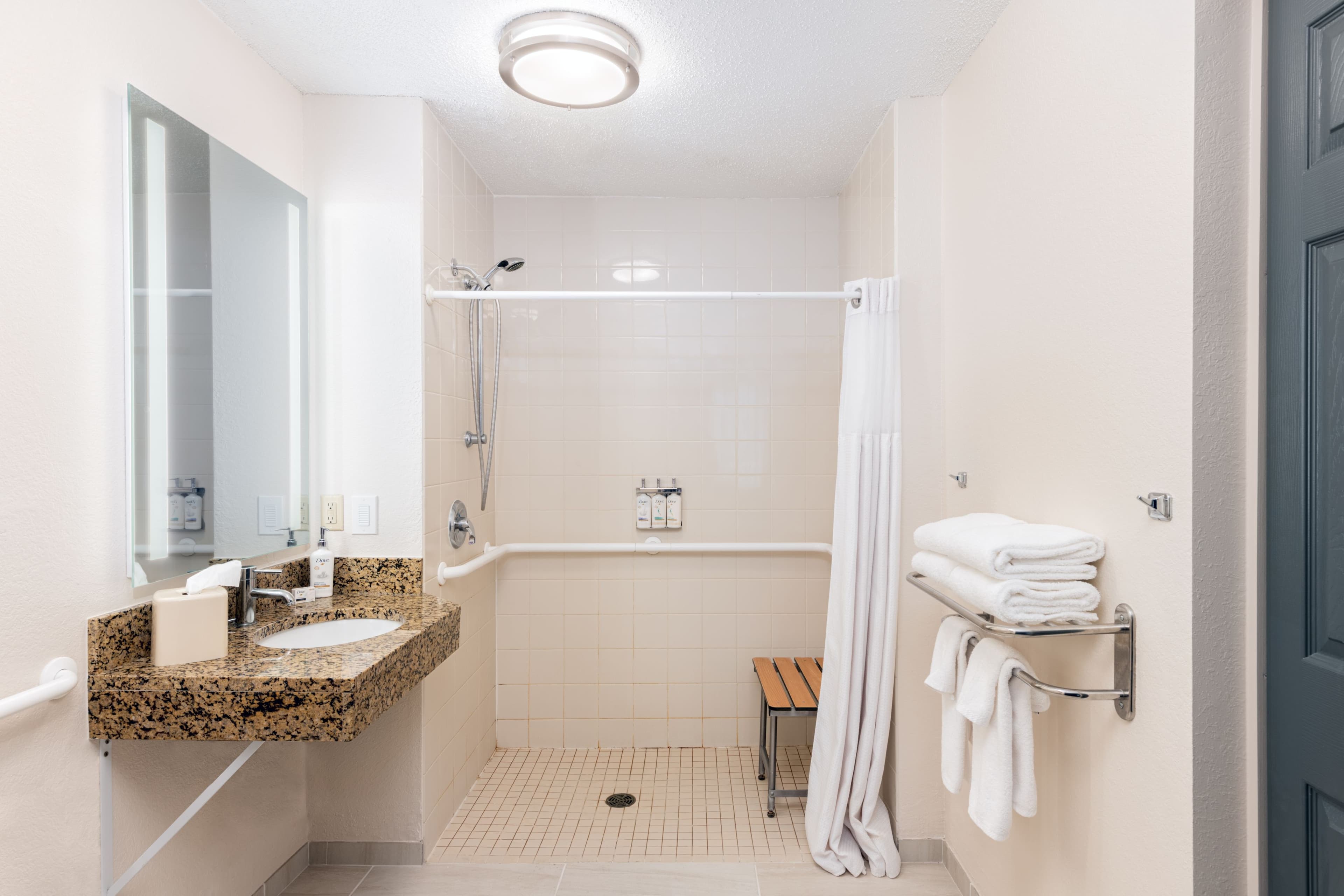 Candlewood Suites Eagan Arpt South - Mall Area — 25