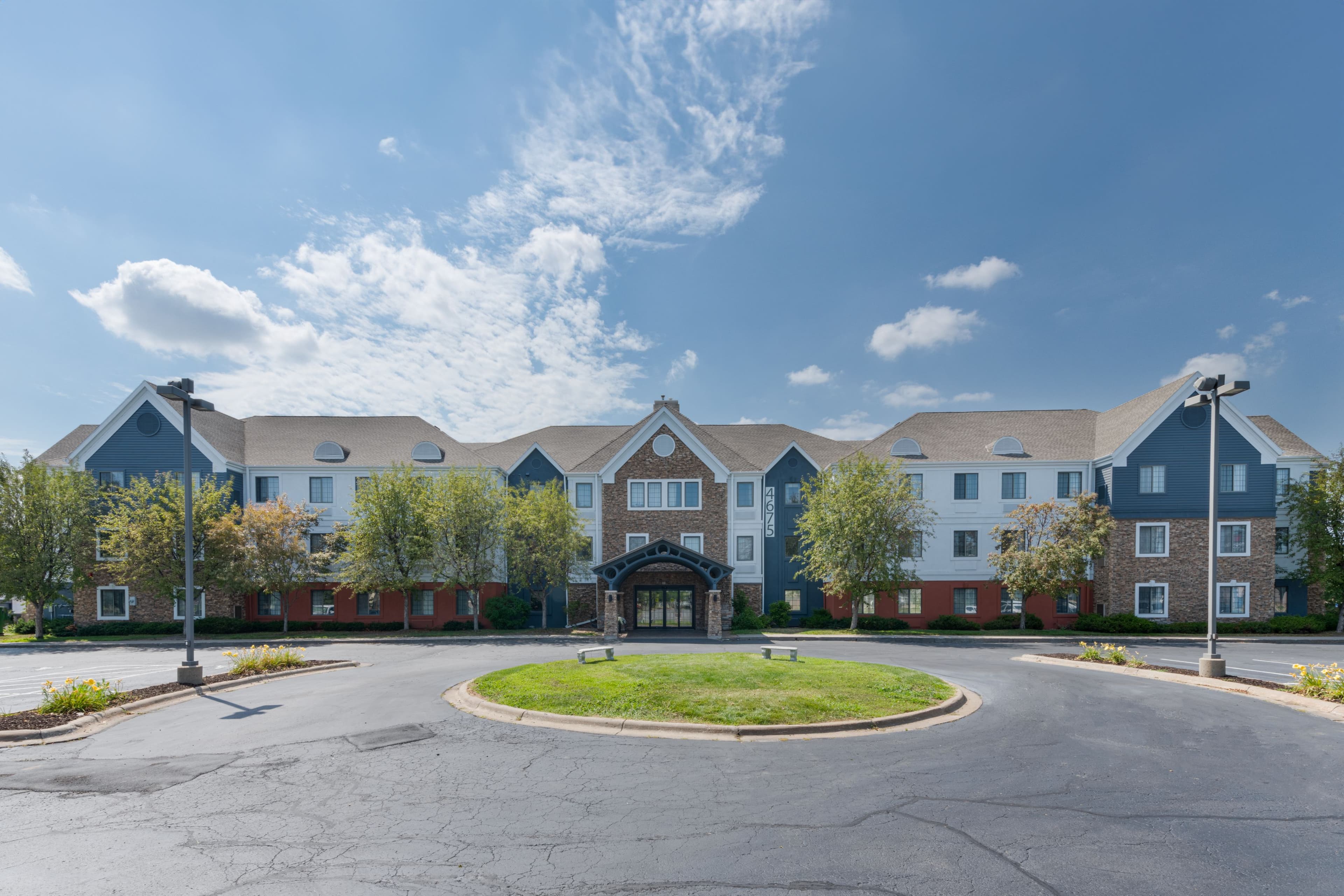 Candlewood Suites Eagan Arpt South - Mall Area - Image 1