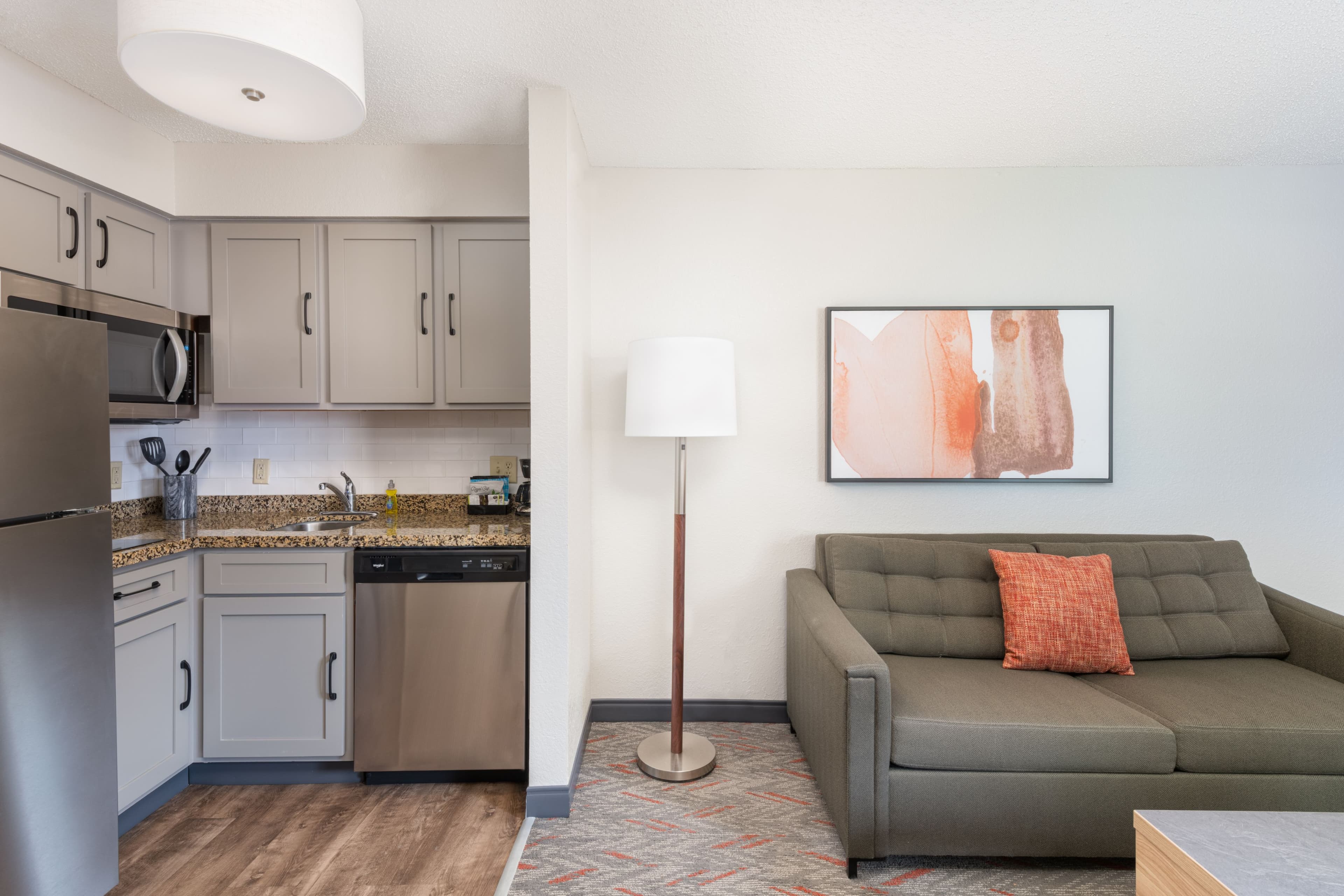 Candlewood Suites Eagan Arpt South - Mall Area — 32
