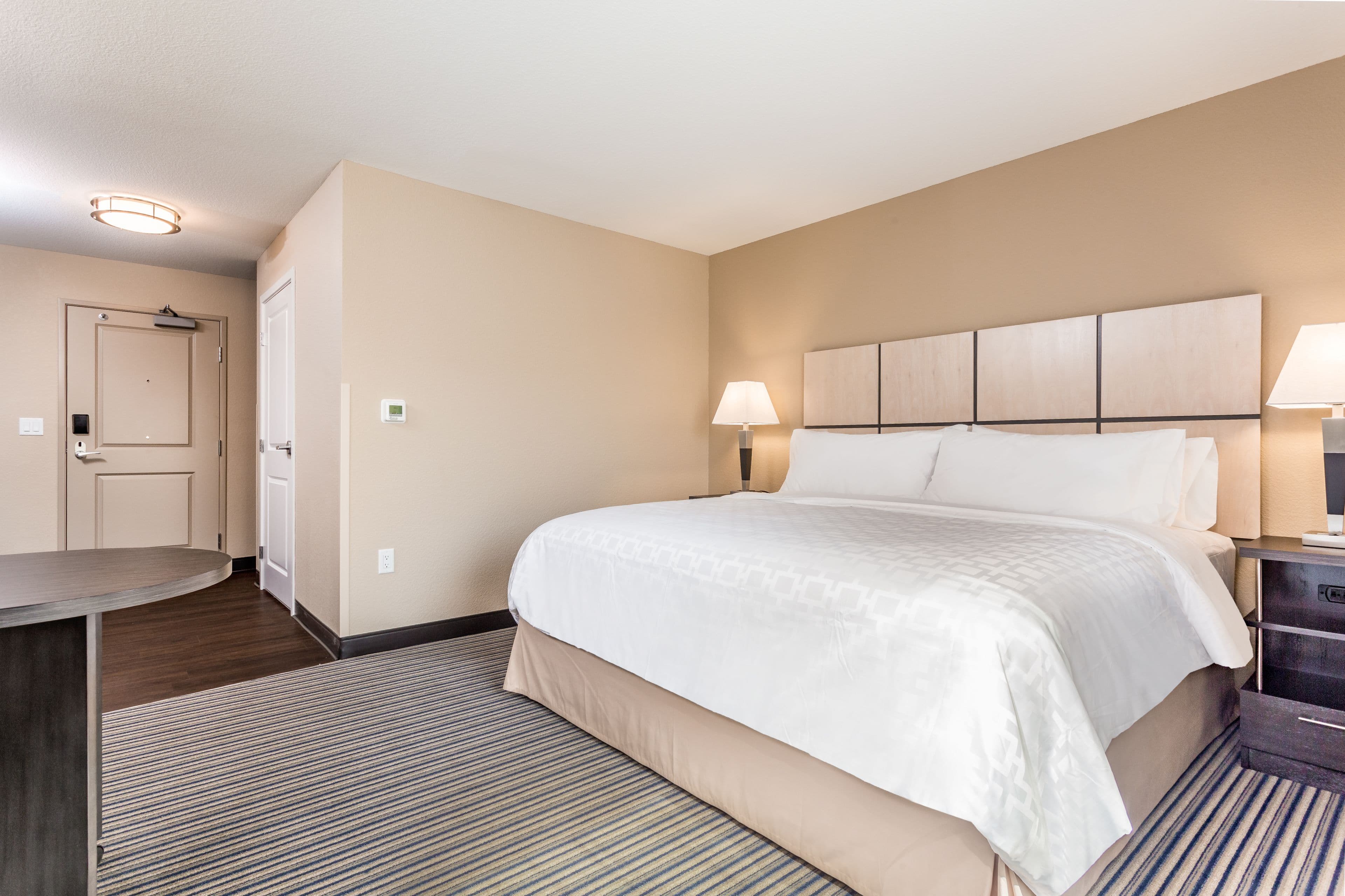Candlewood Suites Eau Claire I-94 — 9