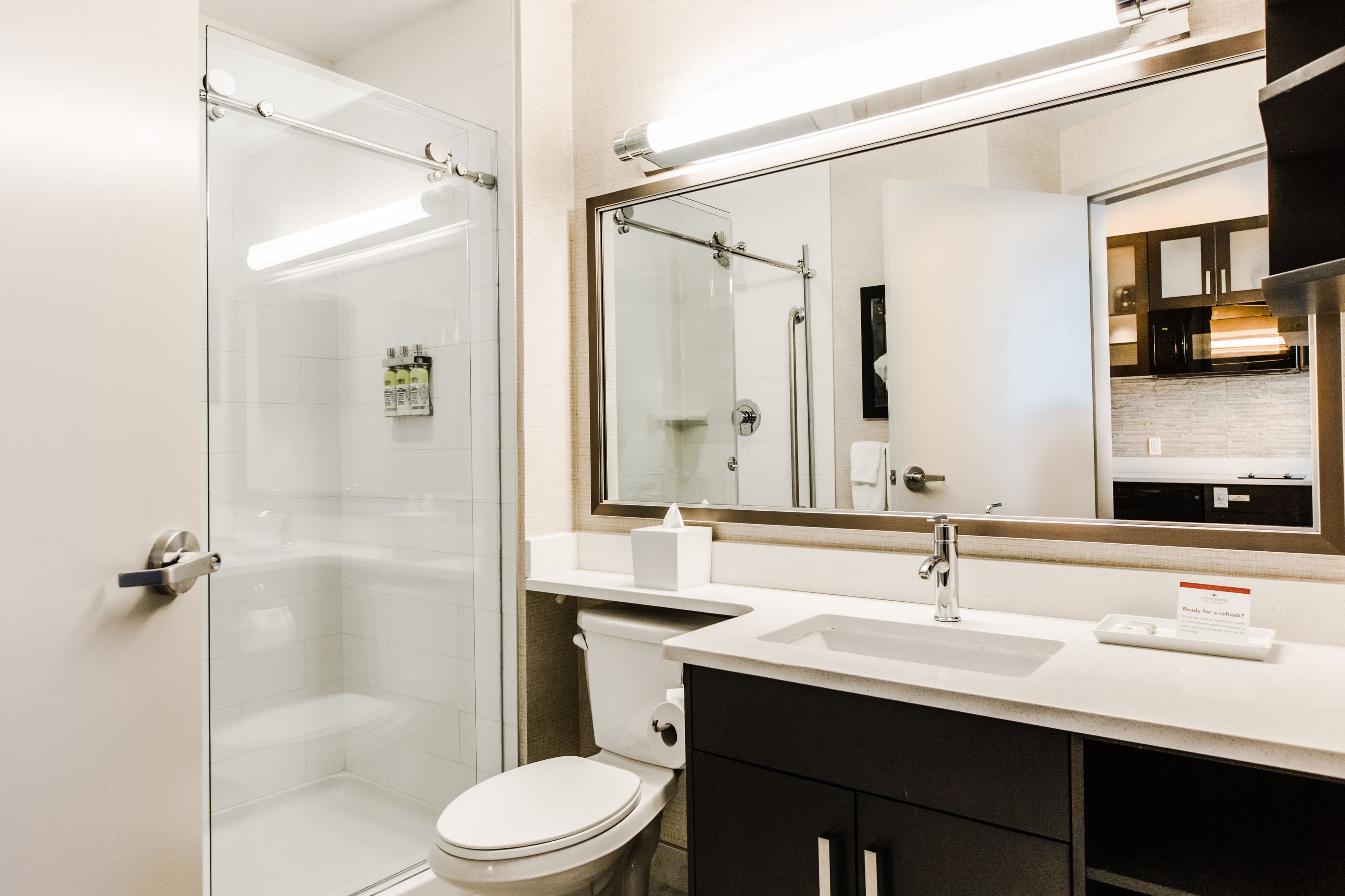 Candlewood Suites West Edmonton - Mall Area — 12