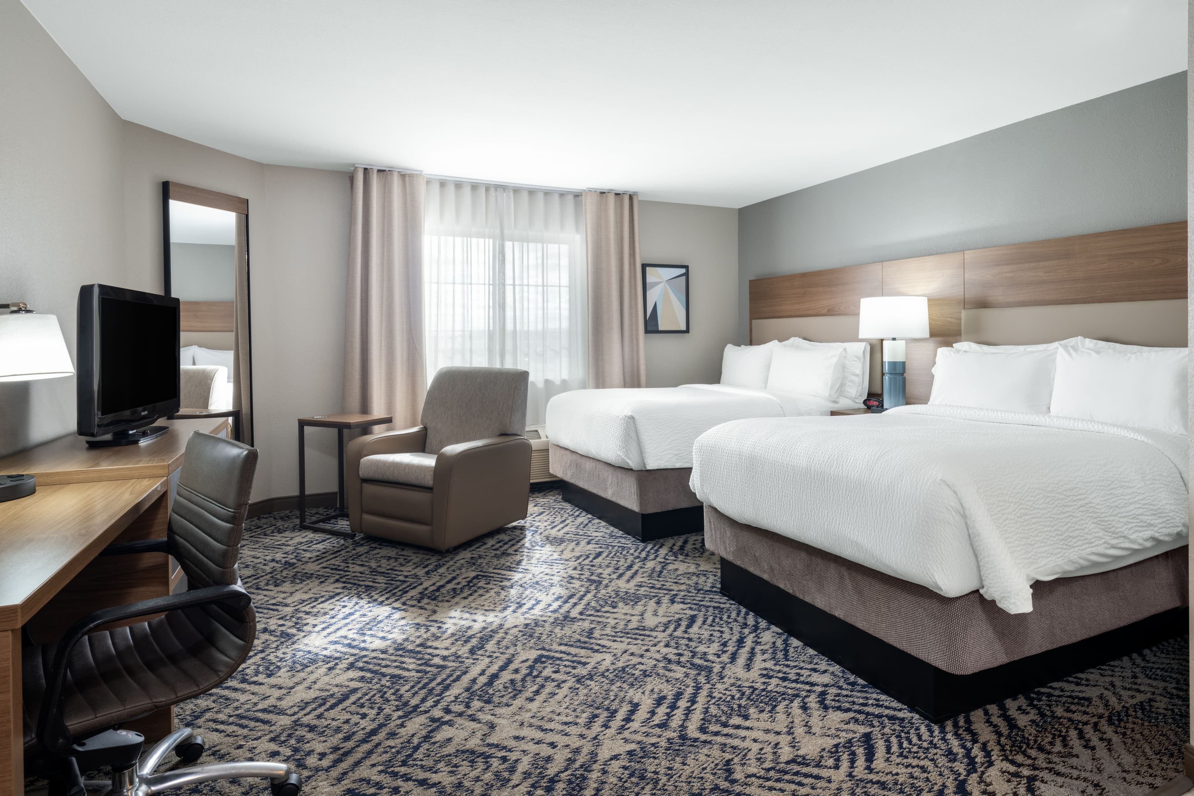 Candlewood Suites Elkhart - Image 3