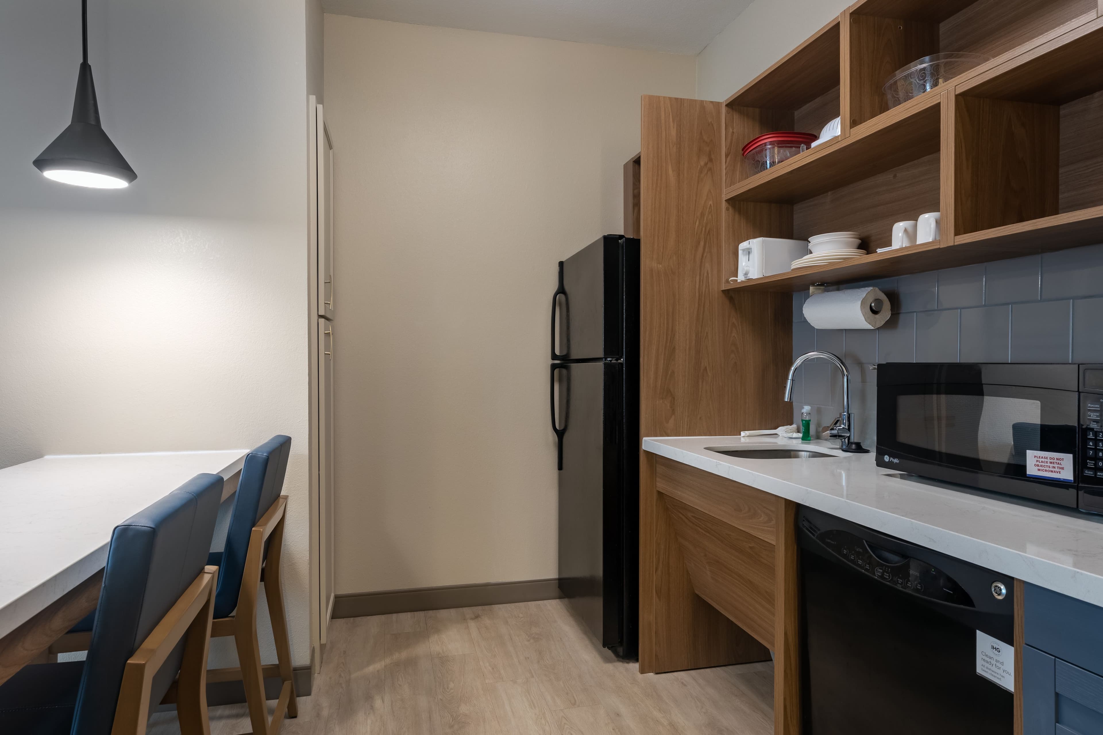 Candlewood Suites Enterprise - Image 3