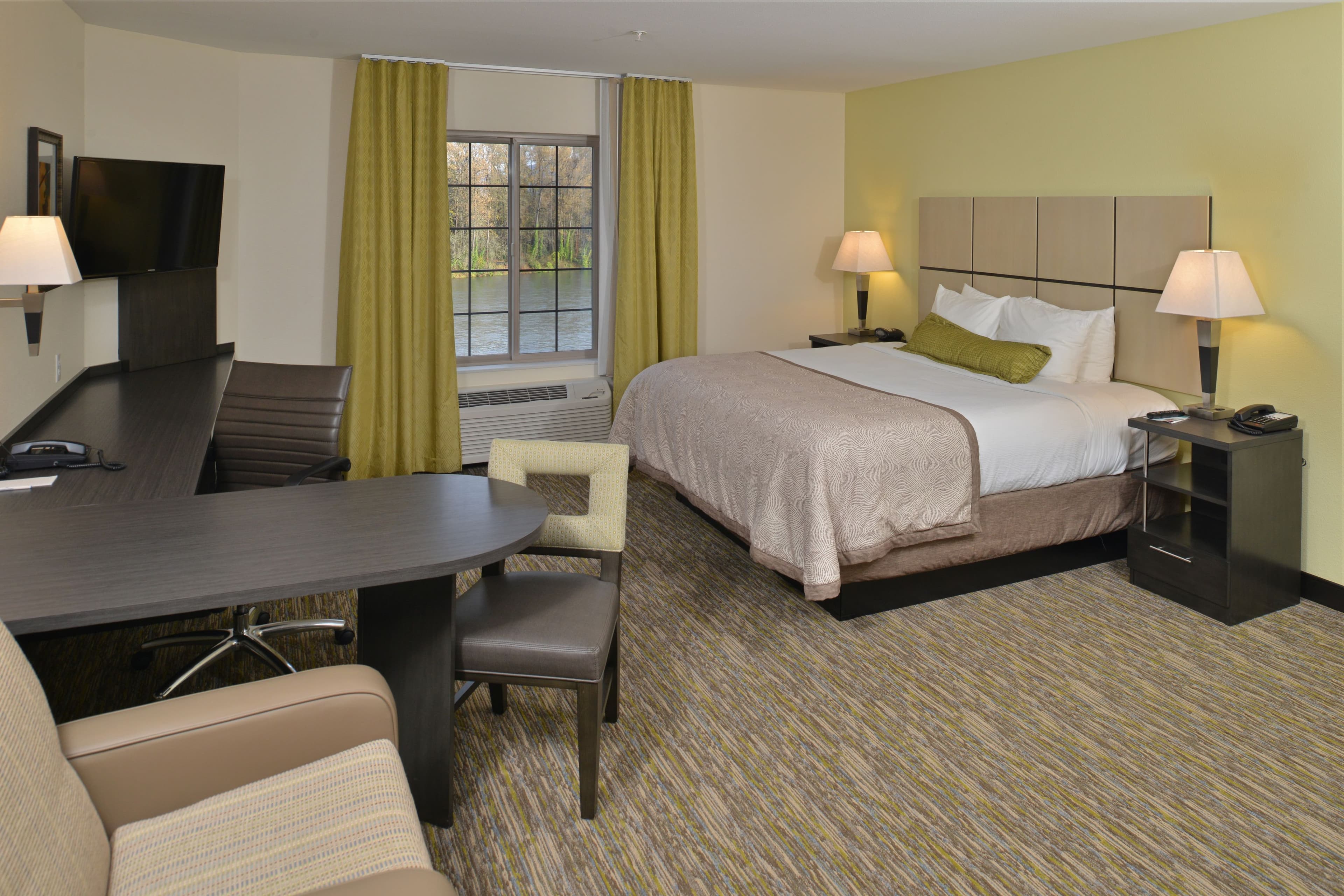 Candlewood Suites Eugene Springfield — 15