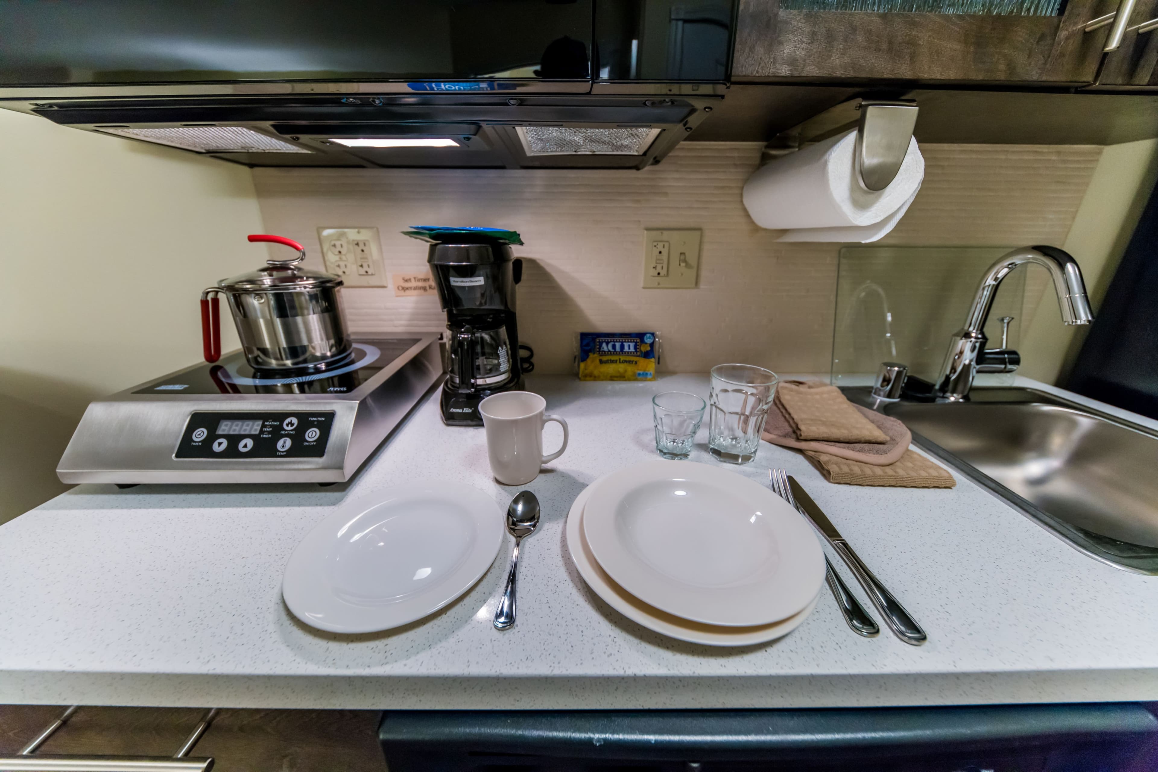 Candlewood Suites Fairbanks - Image 3