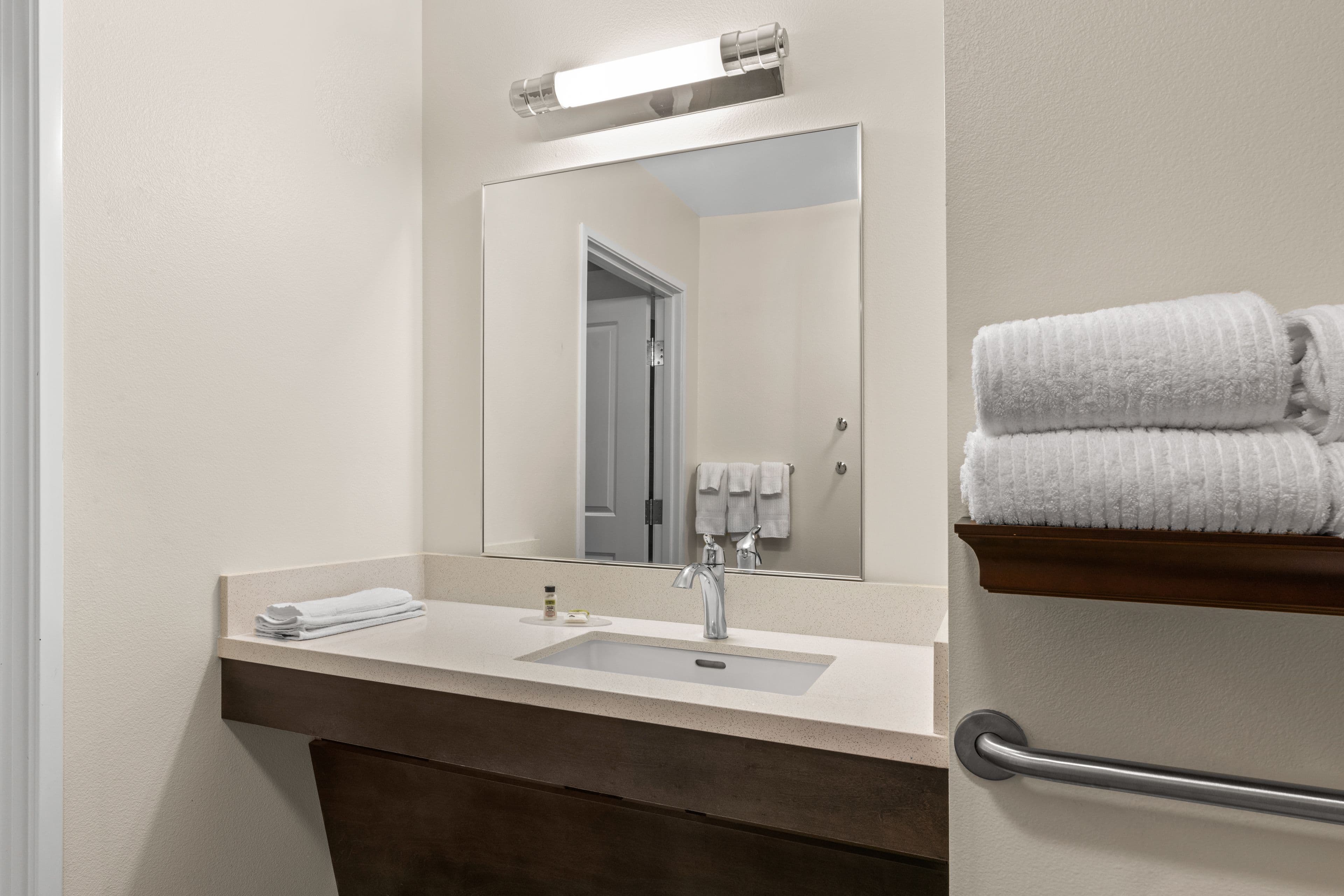 Candlewood Suites Fairbanks — 12