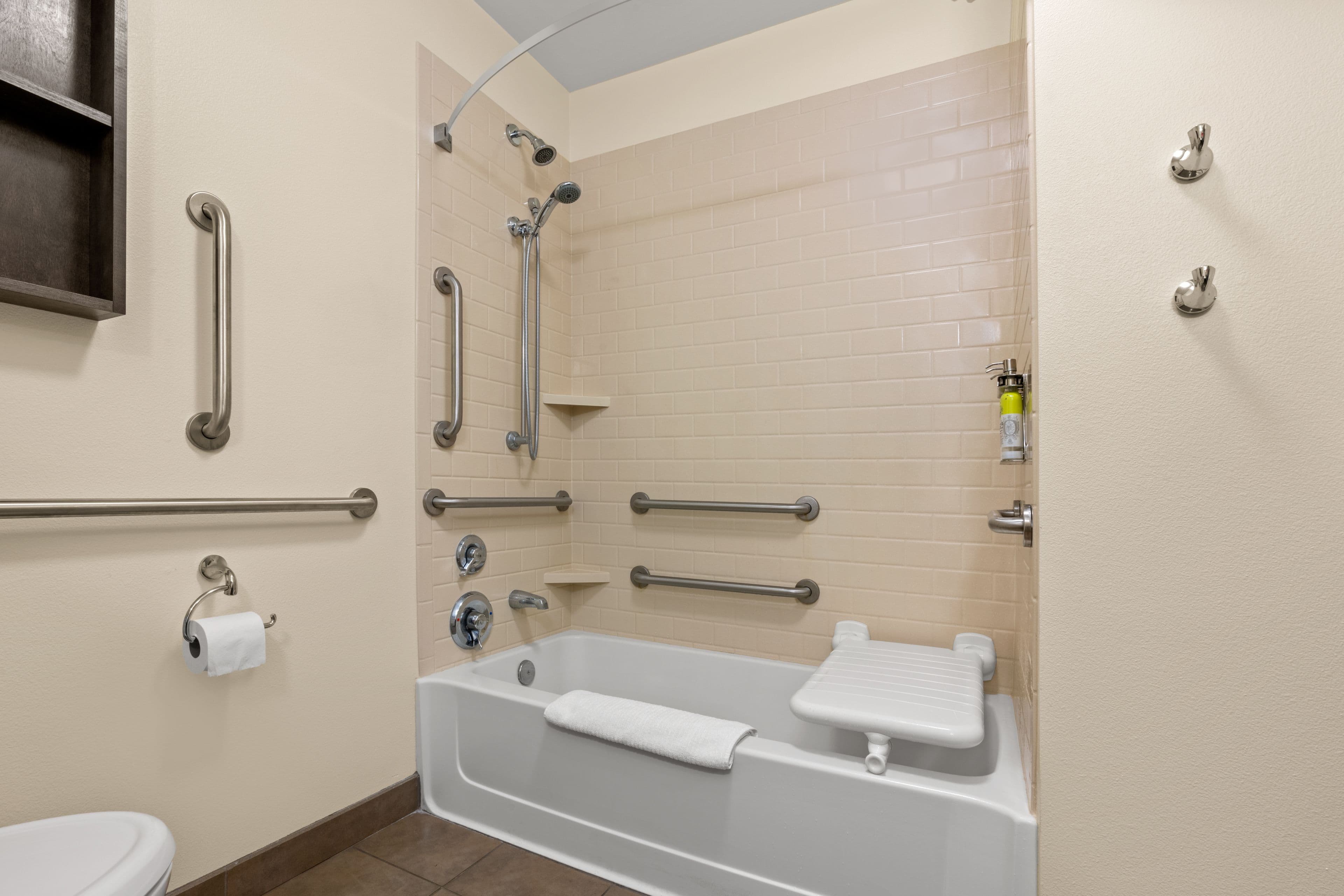 Candlewood Suites Fairbanks — 10