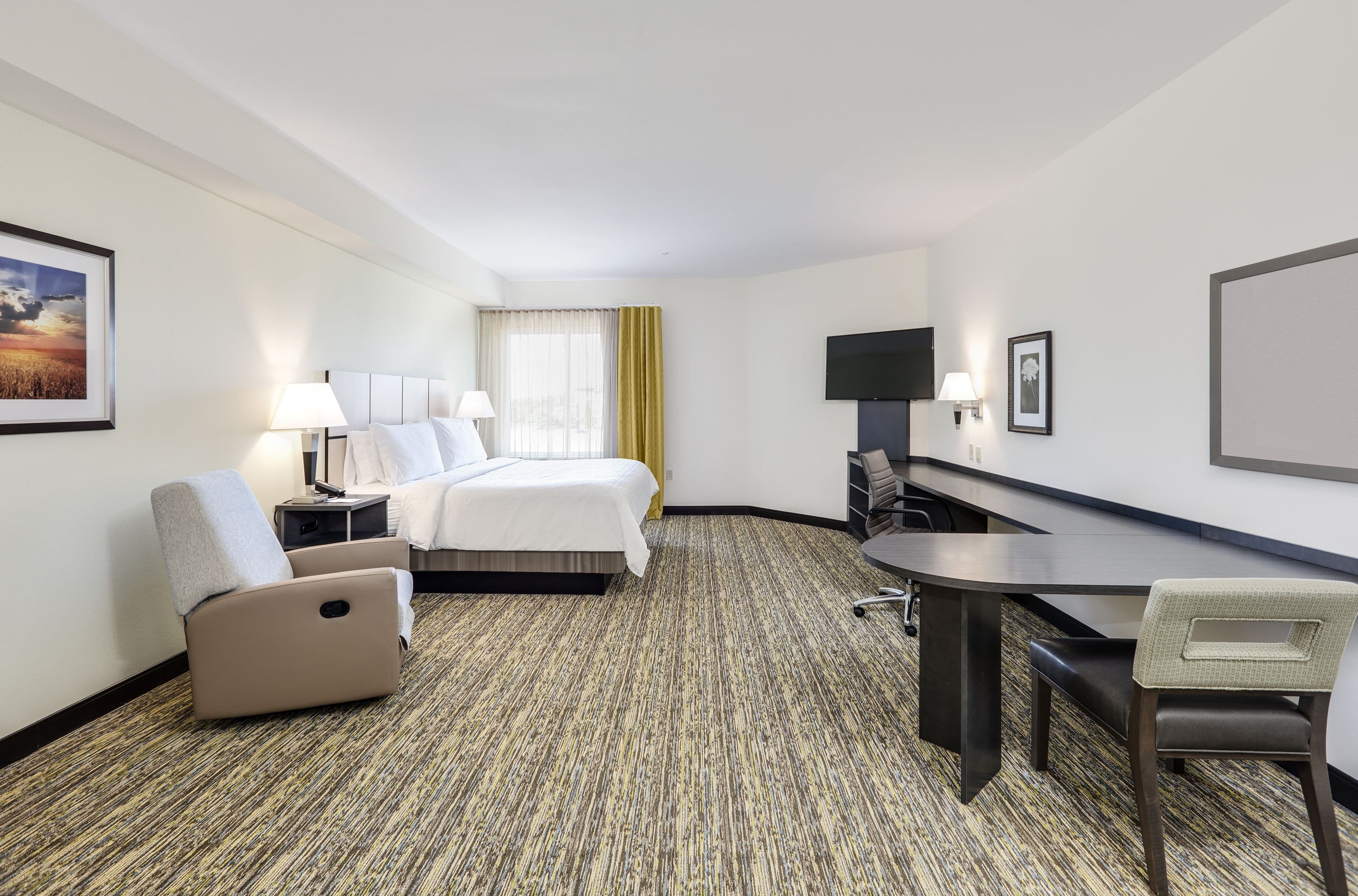 Candlewood Suites Dallas NW - Farmers Branch — 13
