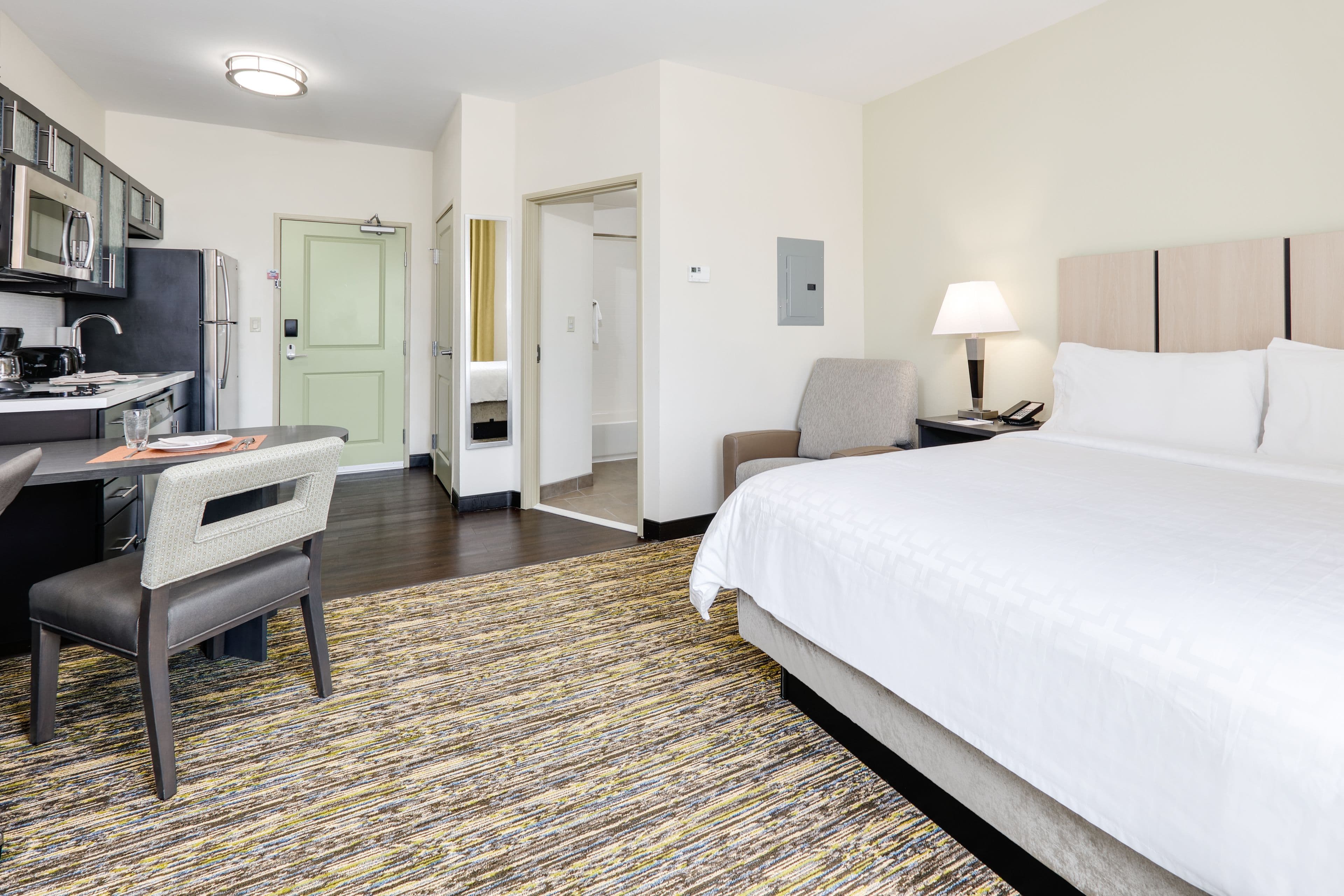 Candlewood Suites Dallas NW - Farmers Branch - Image 4