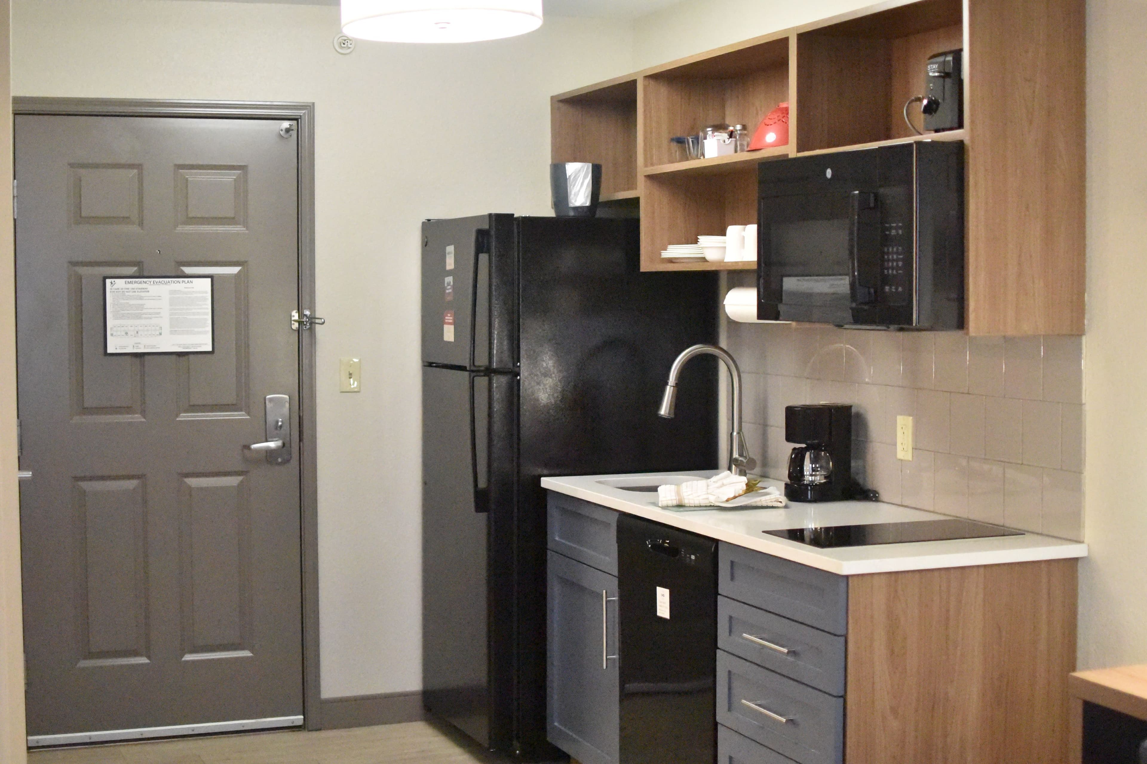 Candlewood Suites Fayetteville-Univ of Arkansas — 16