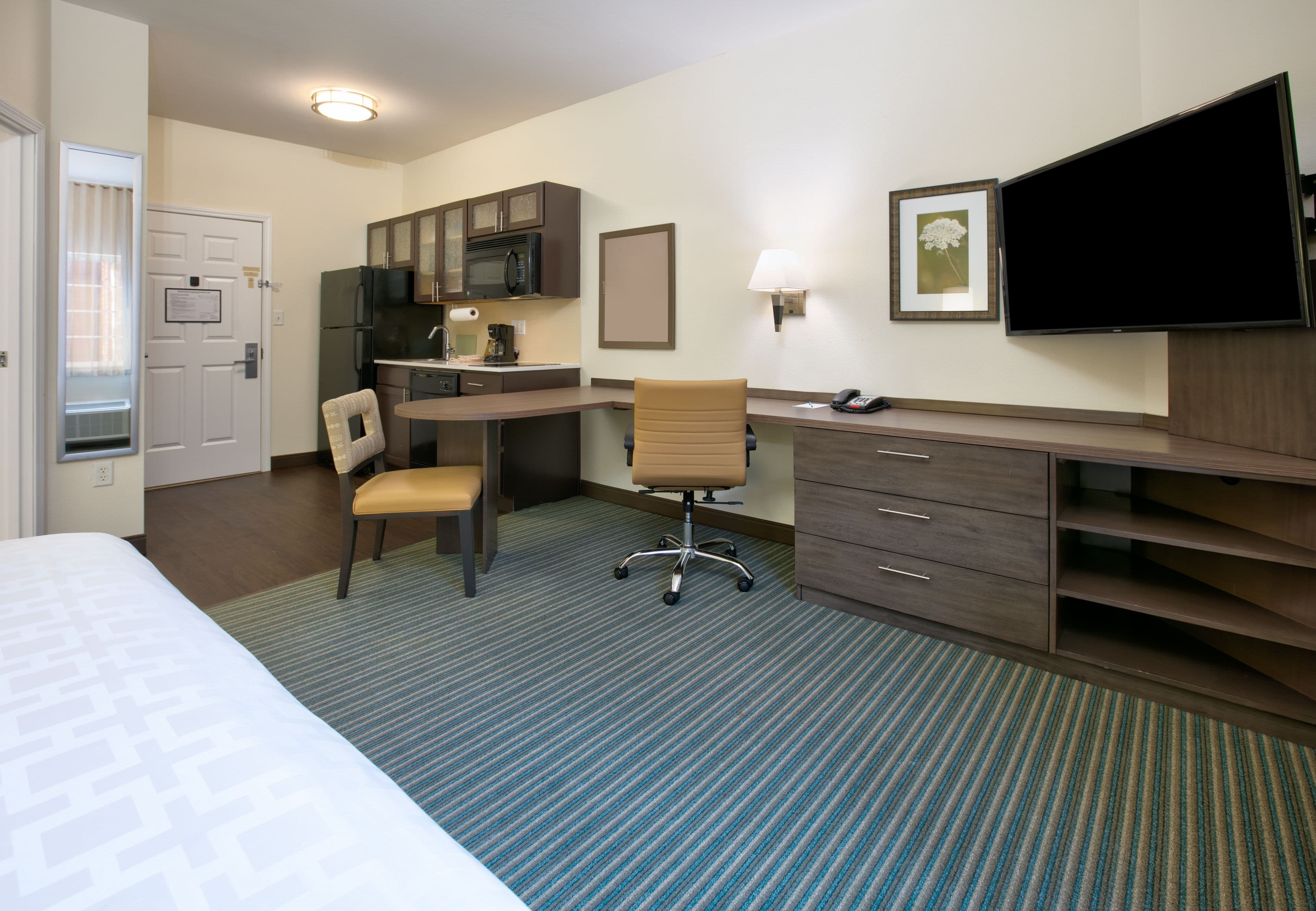 Candlewood Suites DFW South — 11
