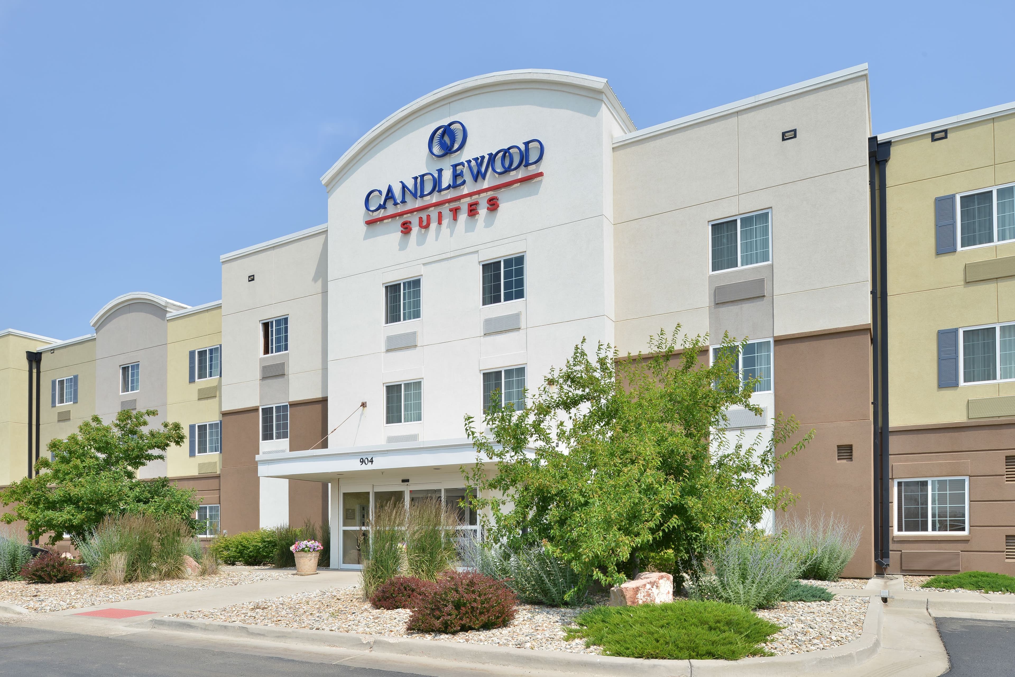 Candlewood Suites Gillette - Image 1