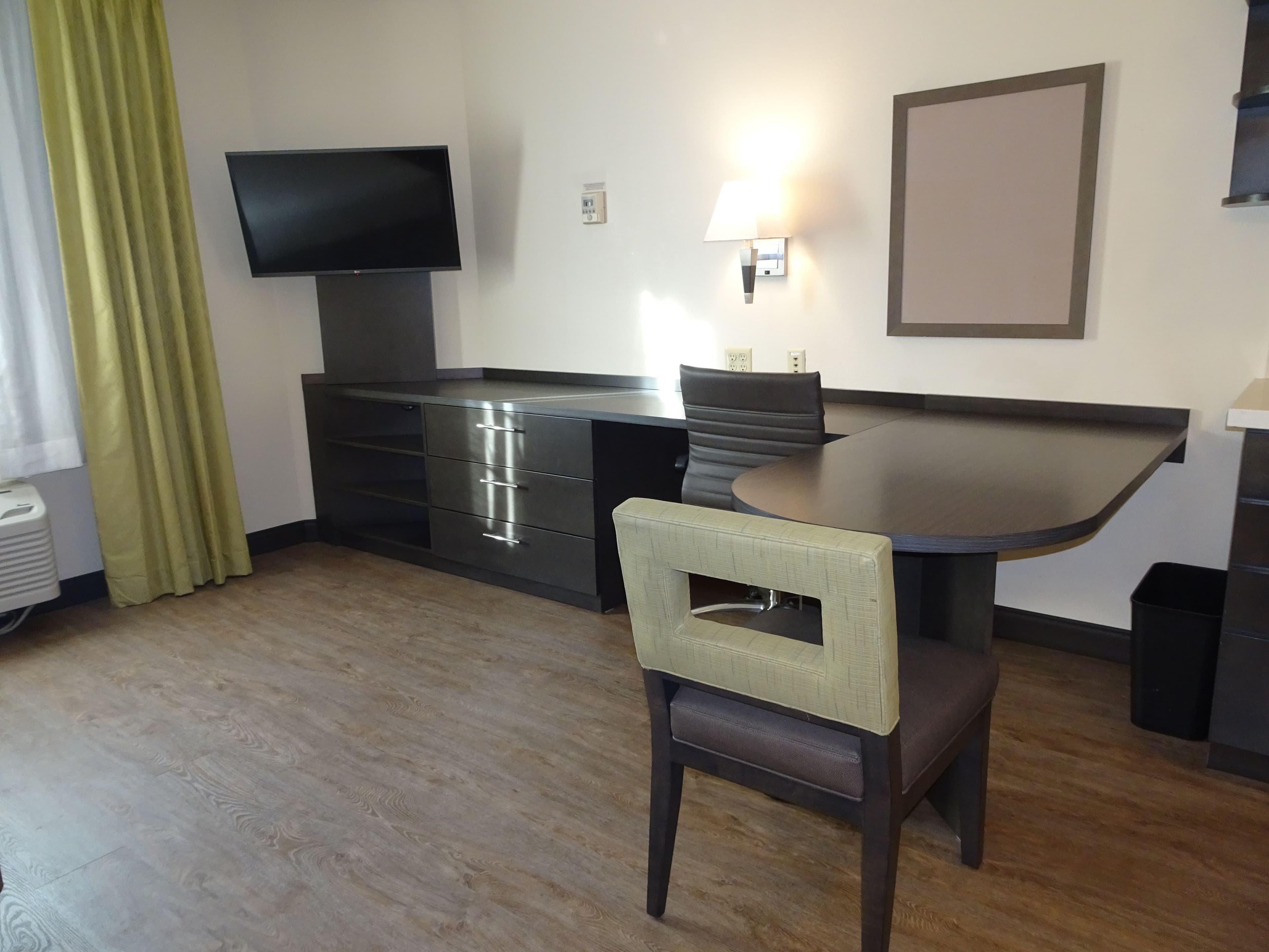 Candlewood Suites Glen Allen - Short Pump - Image 4