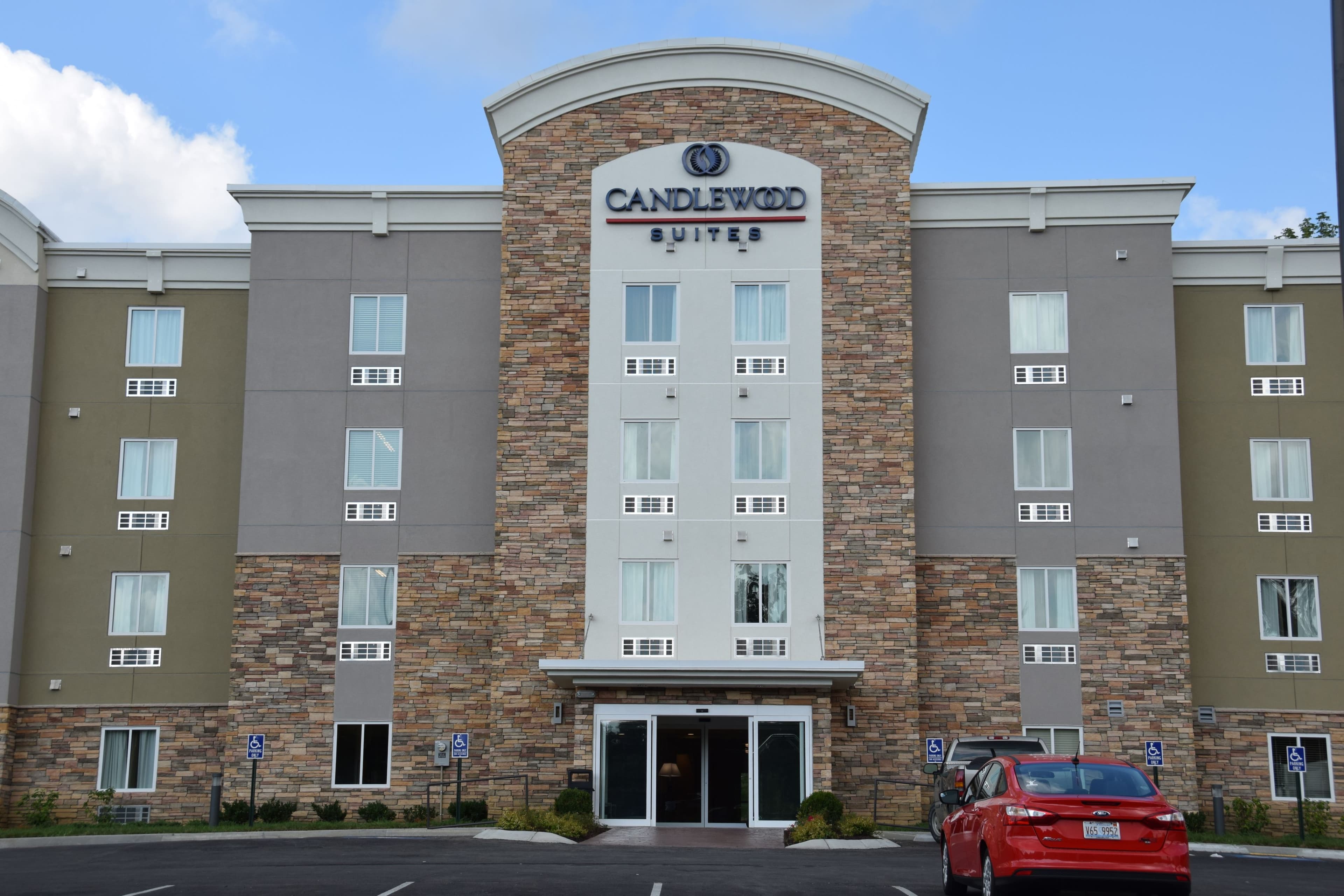 Candlewood Suites Nashville - Goodlettsville - Image 1