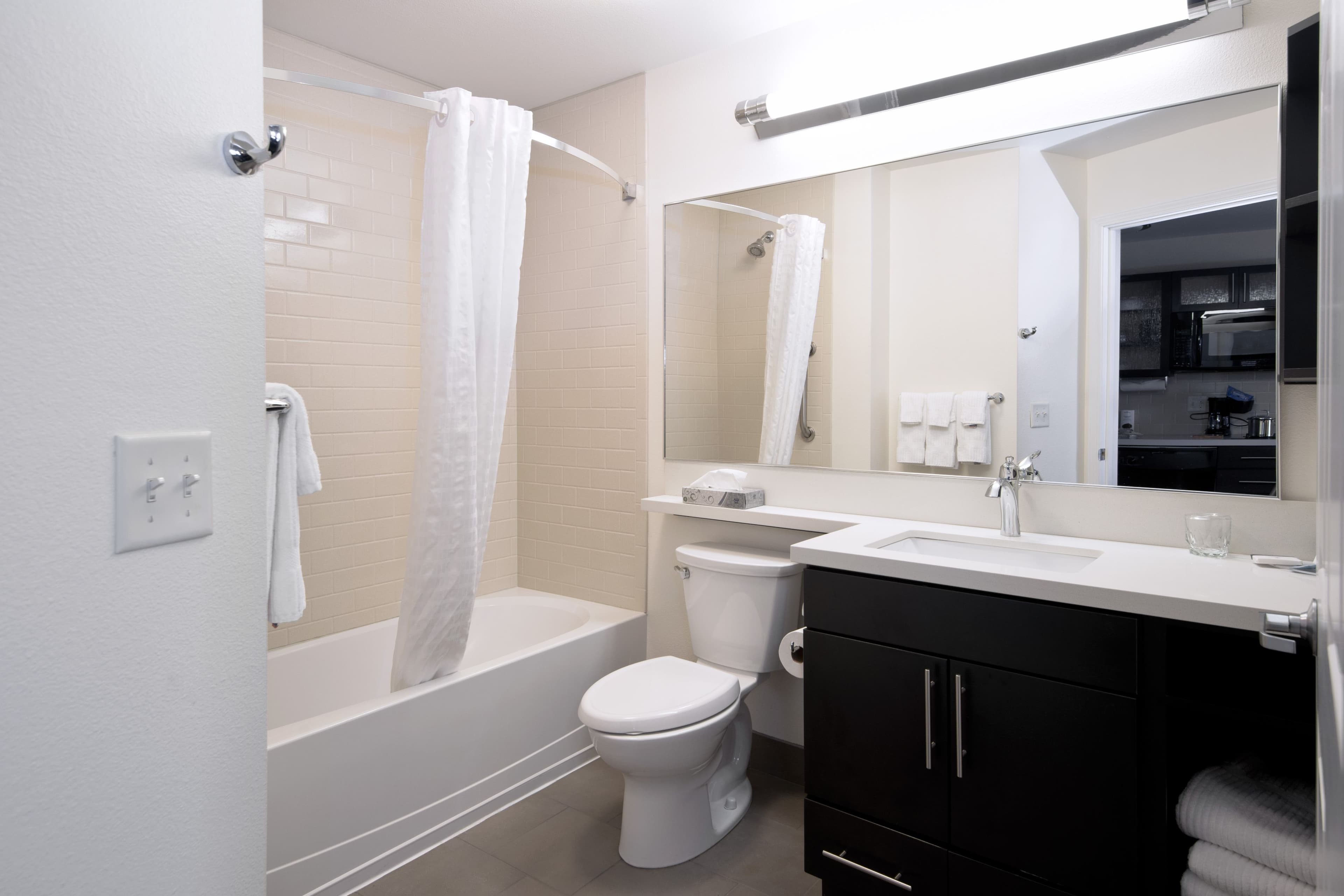 Candlewood Suites Greeley - Image 5