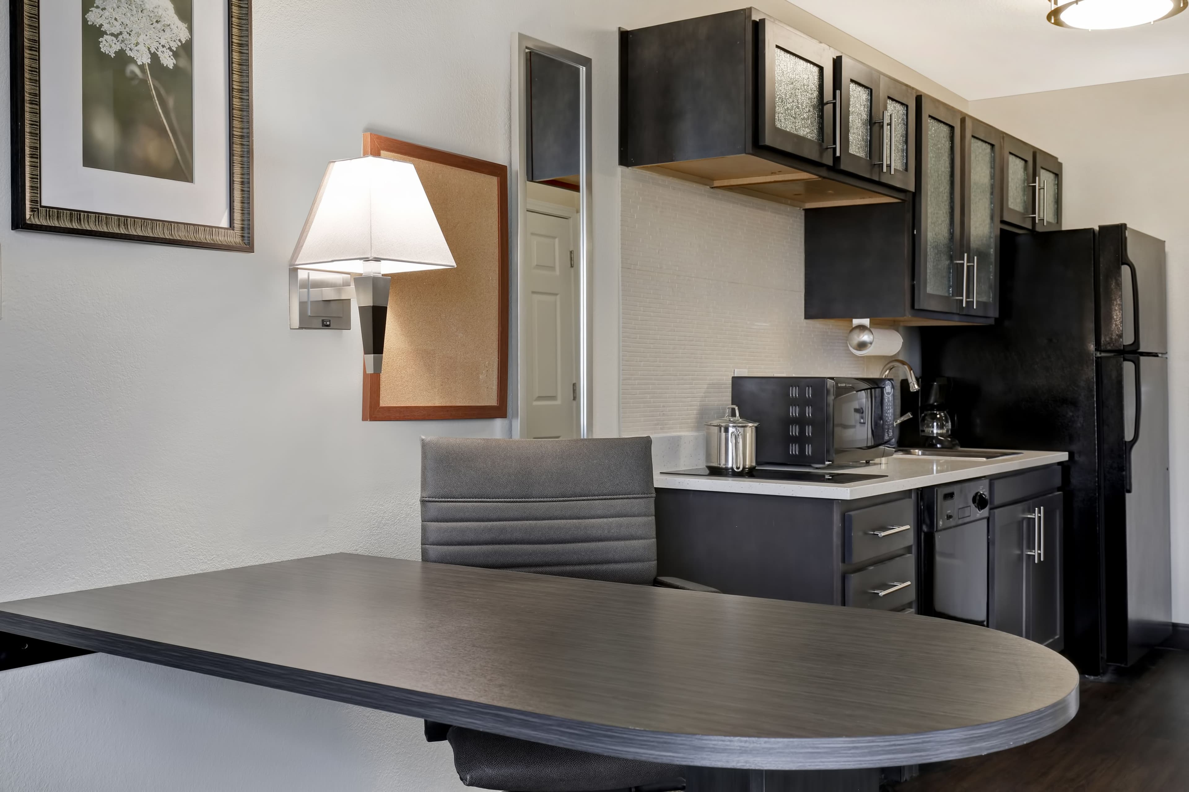 Candlewood Suites Indianapolis - South — 11