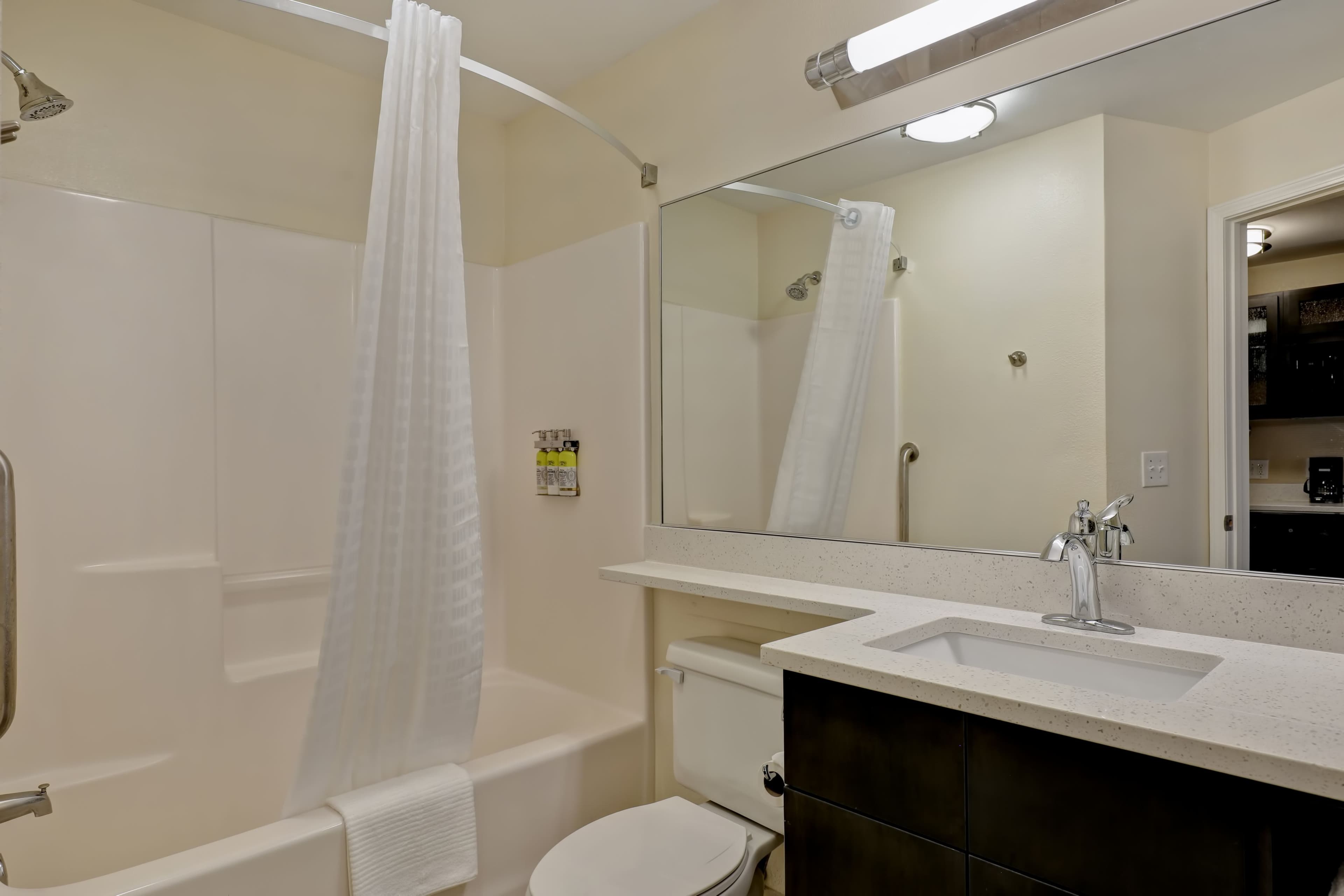 Candlewood Suites Indianapolis - South — 18