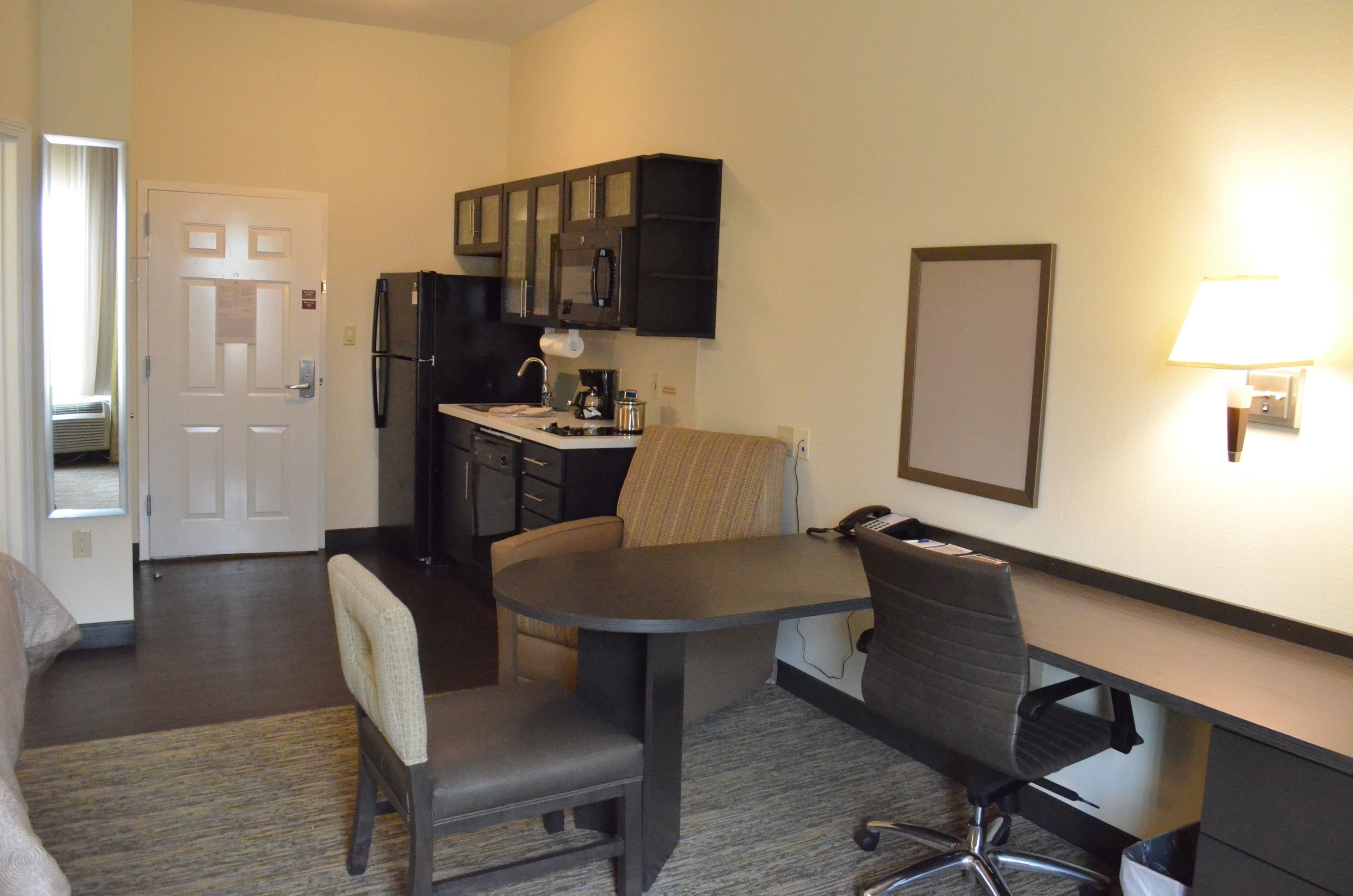 Candlewood Suites Harlingen - Image 4