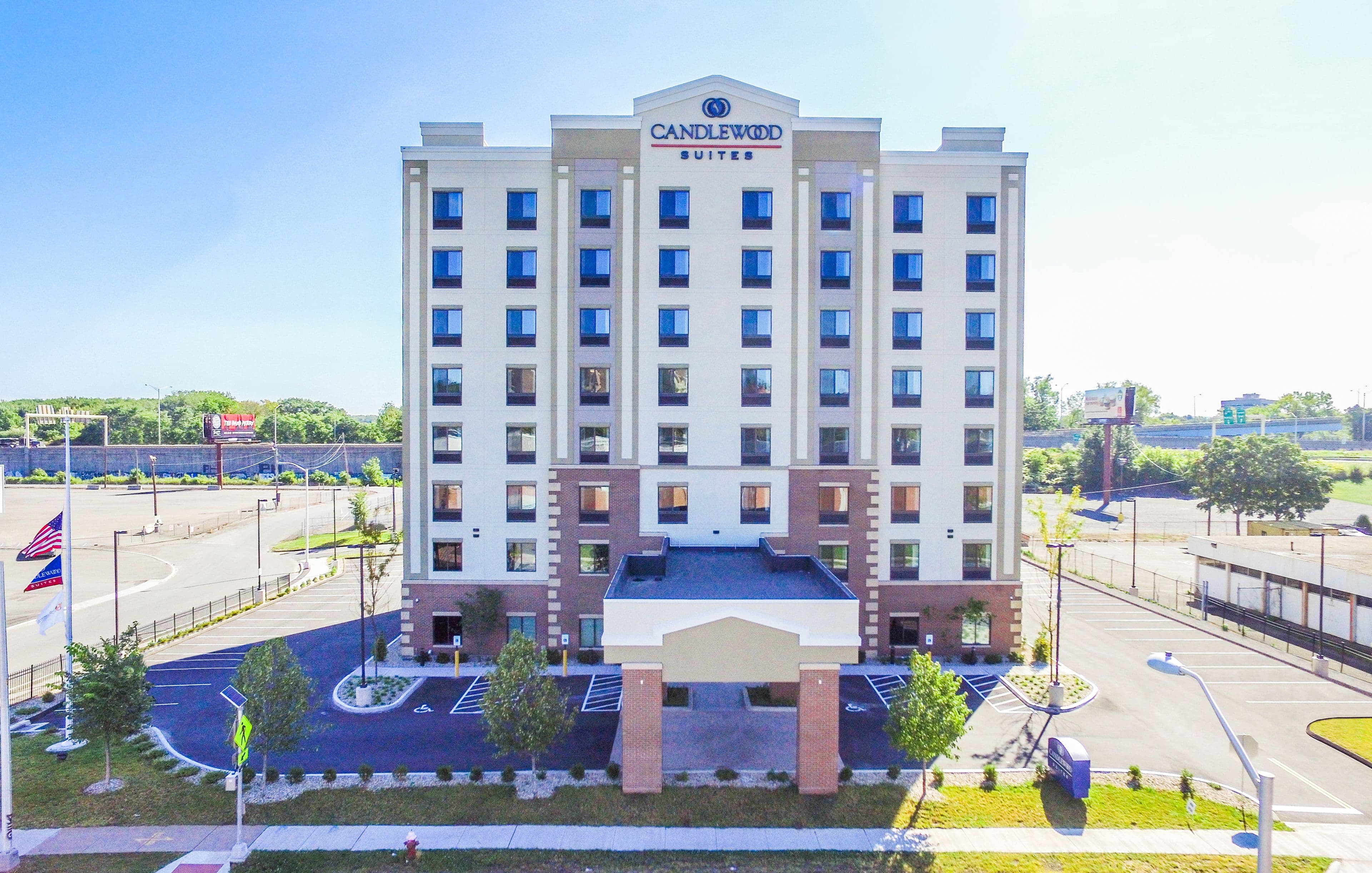 Candlewood Suites Hartford Downtown - Image 1