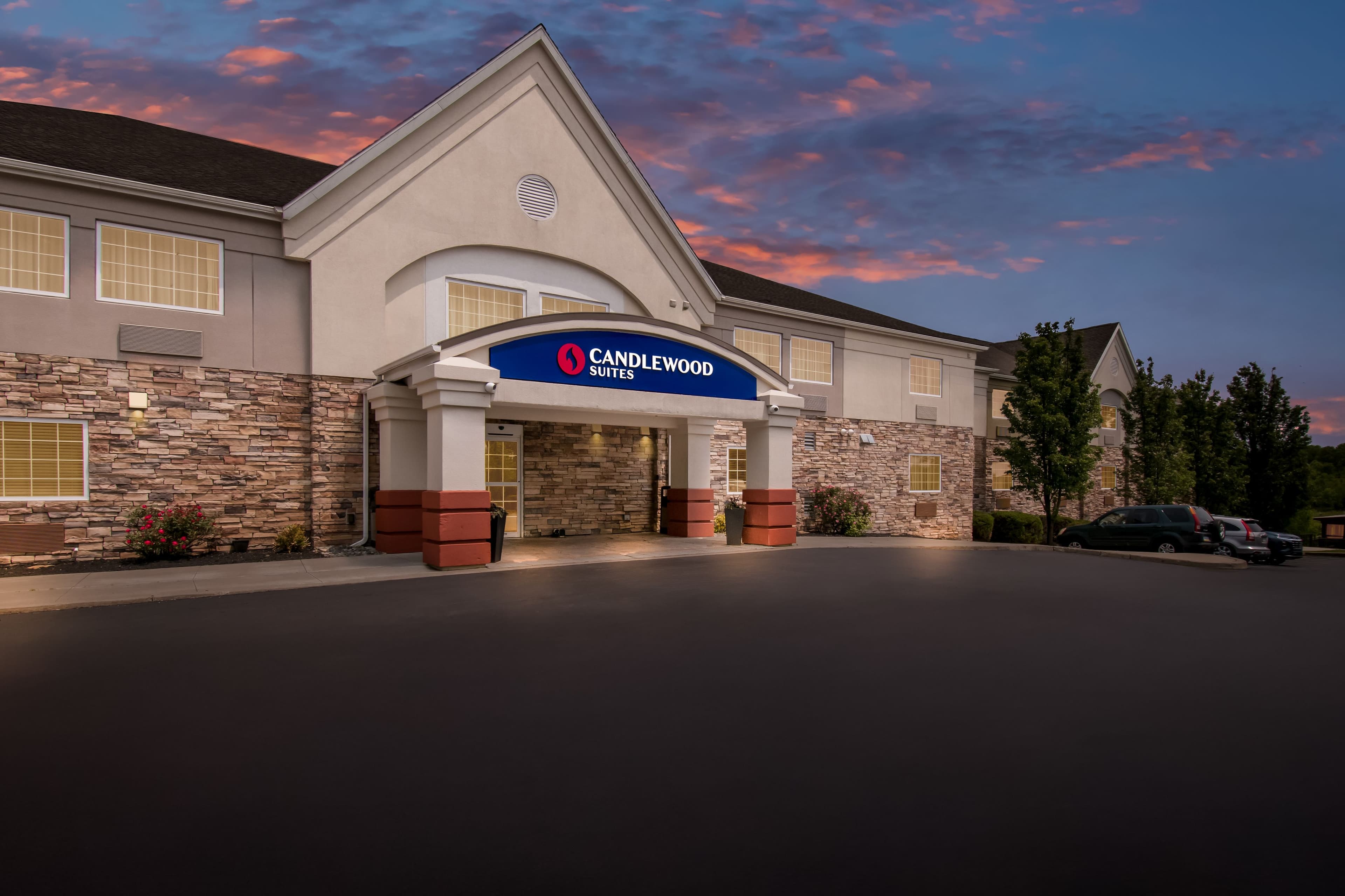Candlewood Suites Hazleton - Image 1