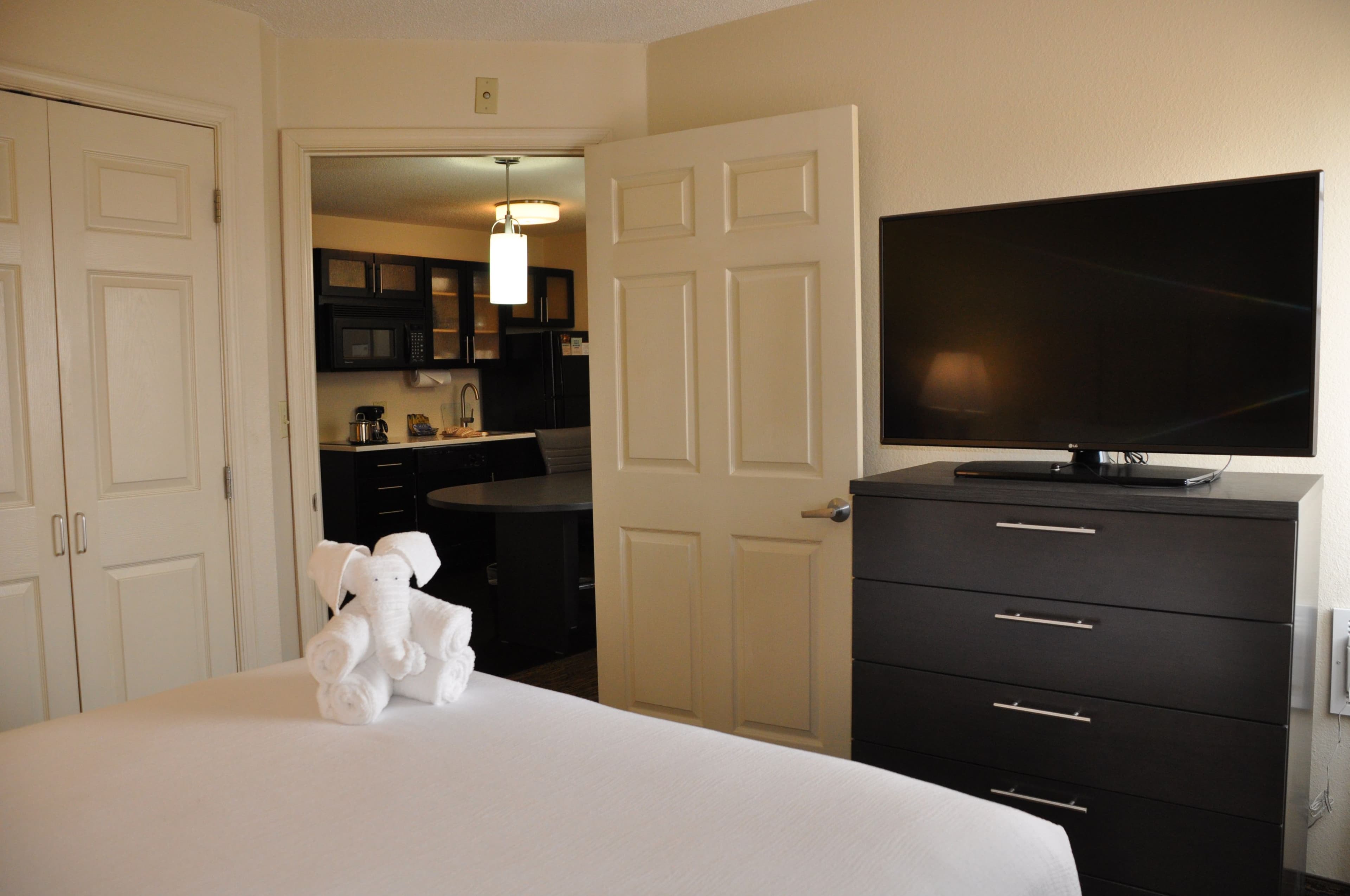 Candlewood Suites Washington-Dulles Herndon — 31