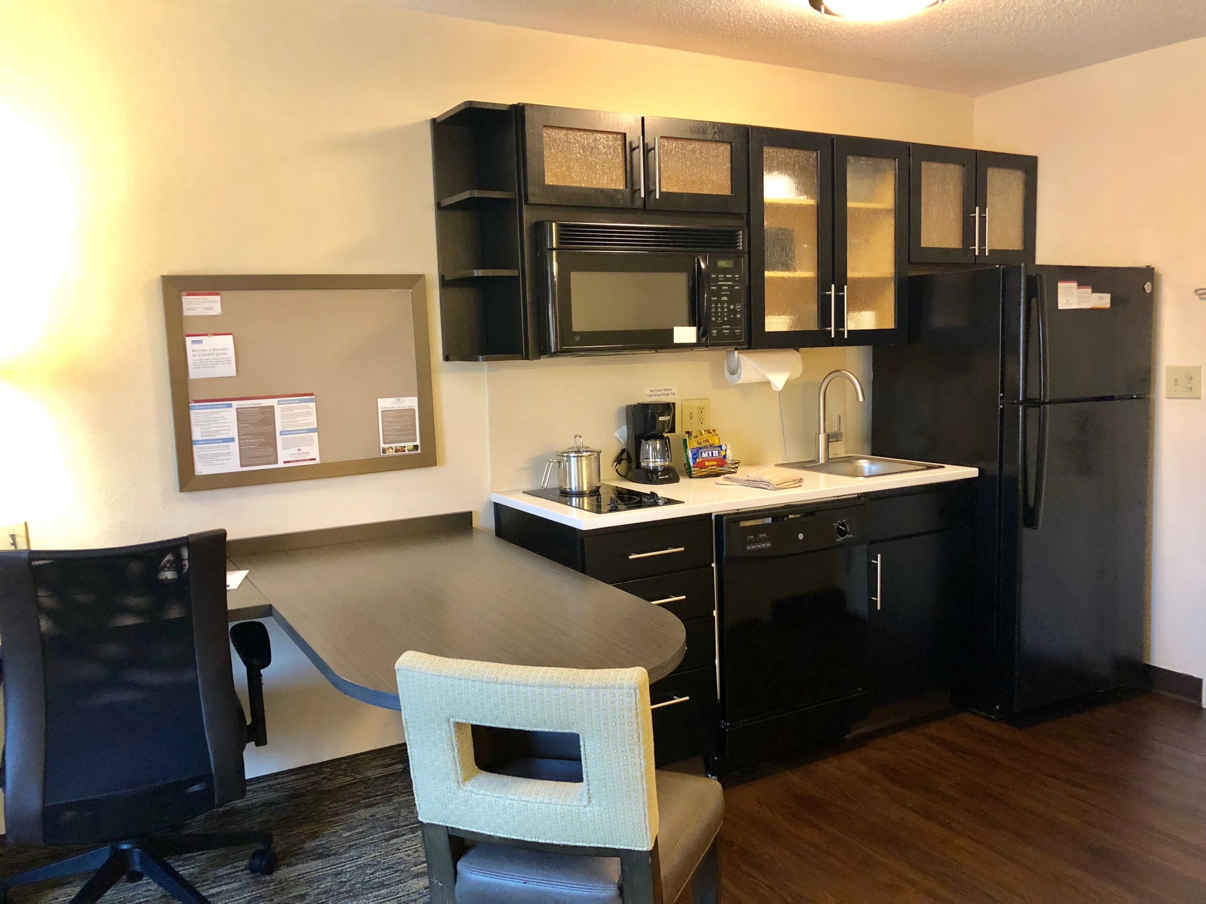 Candlewood Suites Washington-Dulles Herndon — 15
