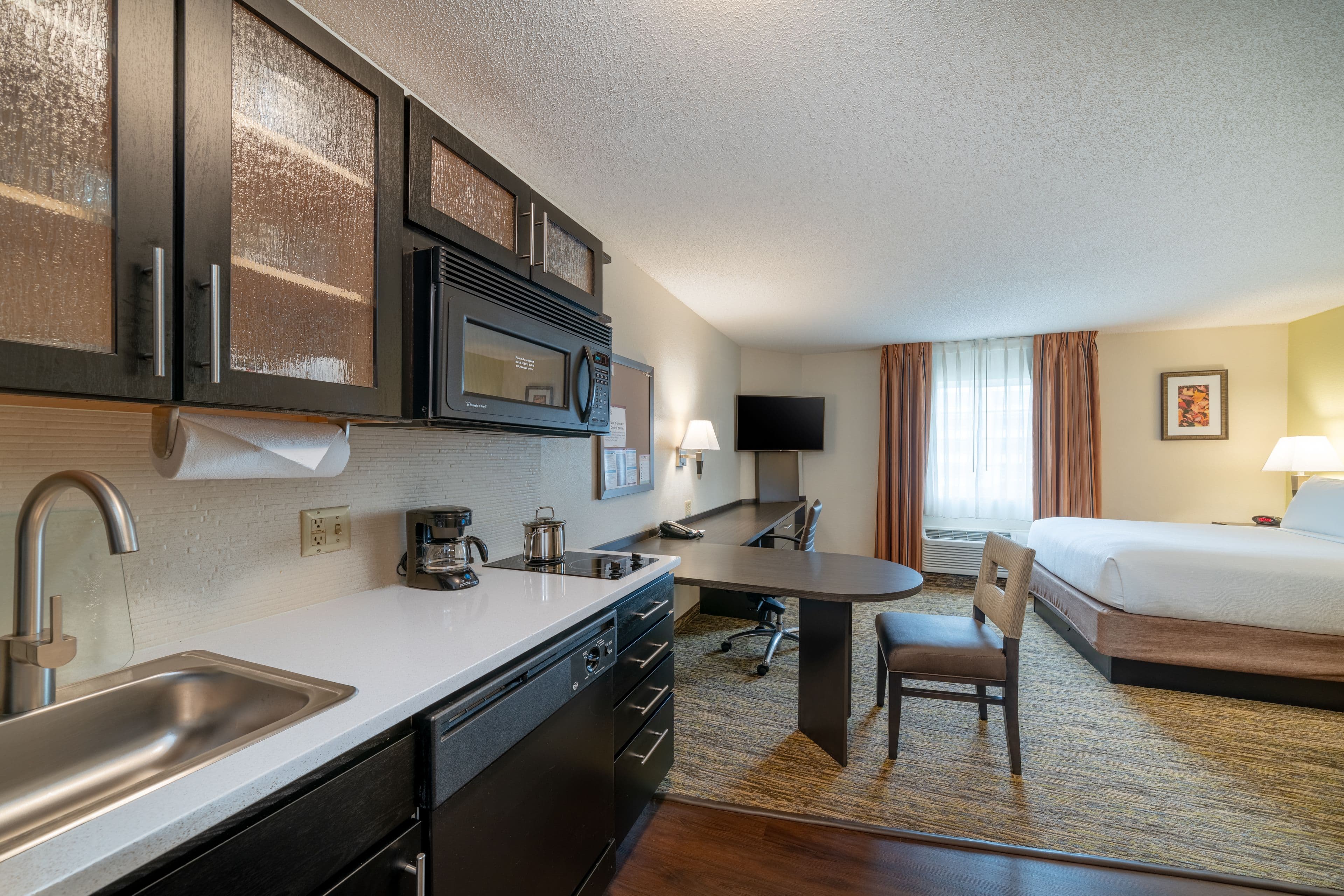 Candlewood Suites Washington-Dulles Herndon — 18
