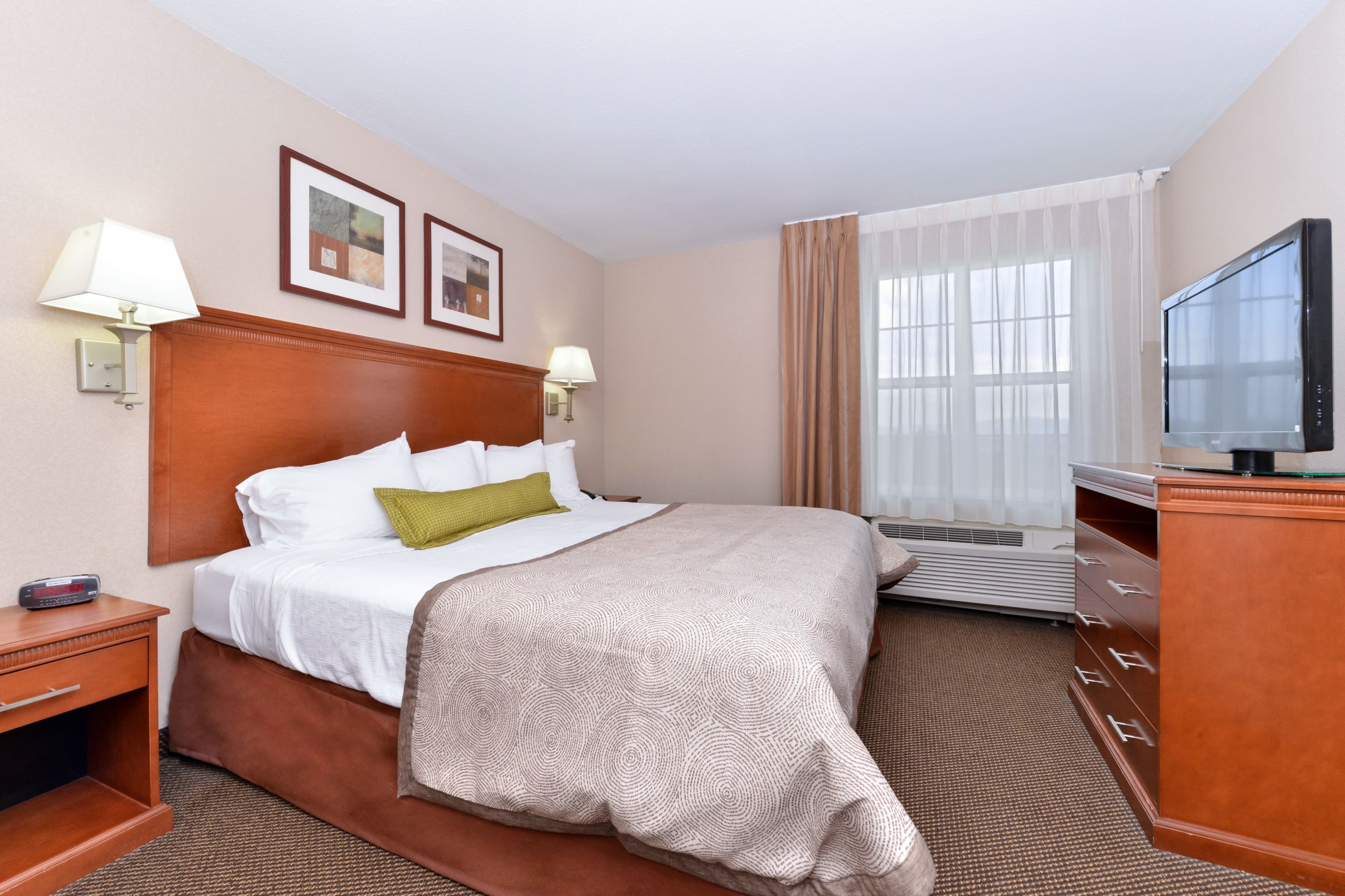 Candlewood Suites Horseheads - Elmira - Image 5