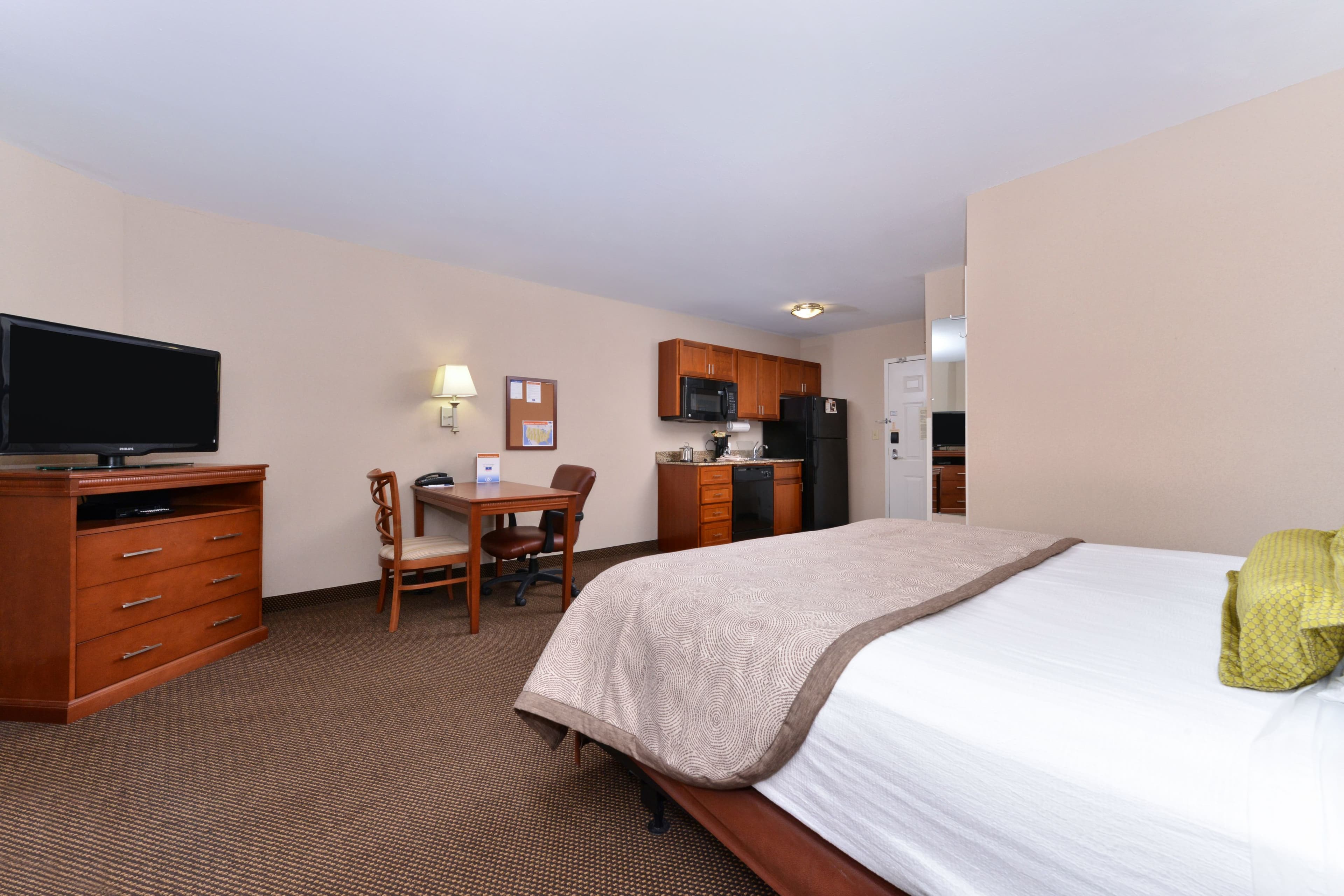 Candlewood Suites Horseheads - Elmira - Image 3