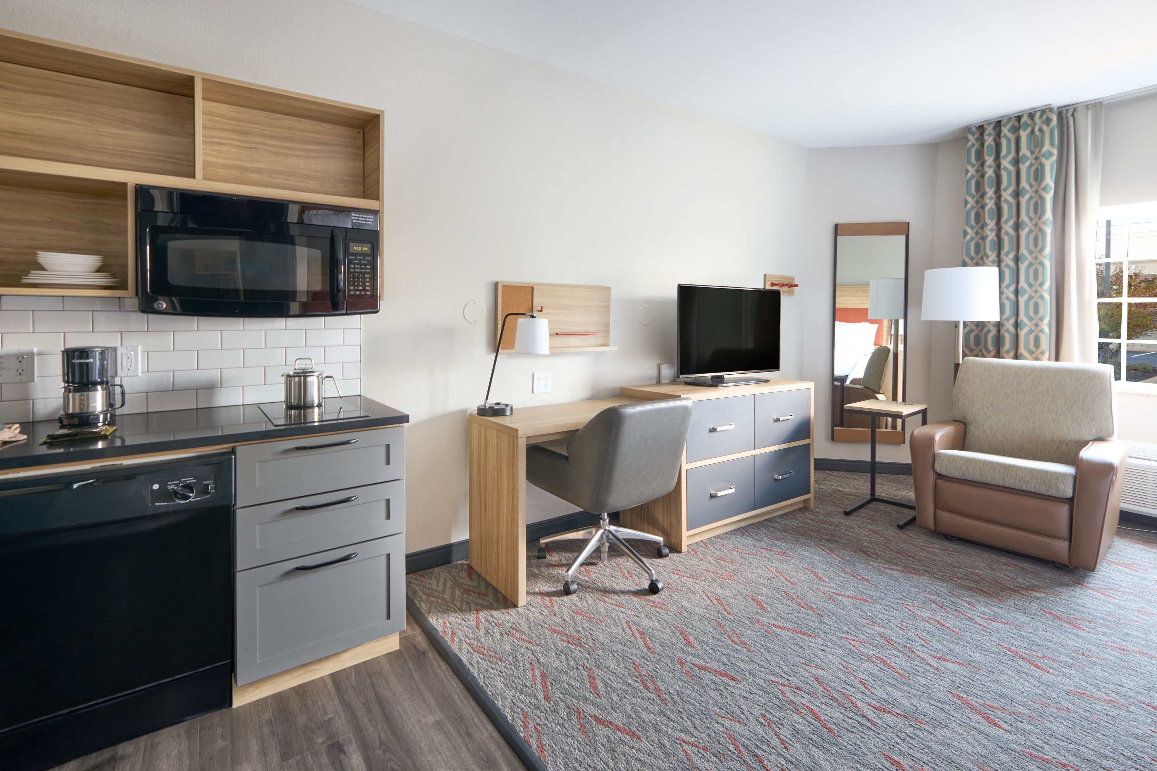 Candlewood Suites Hot Springs — 32