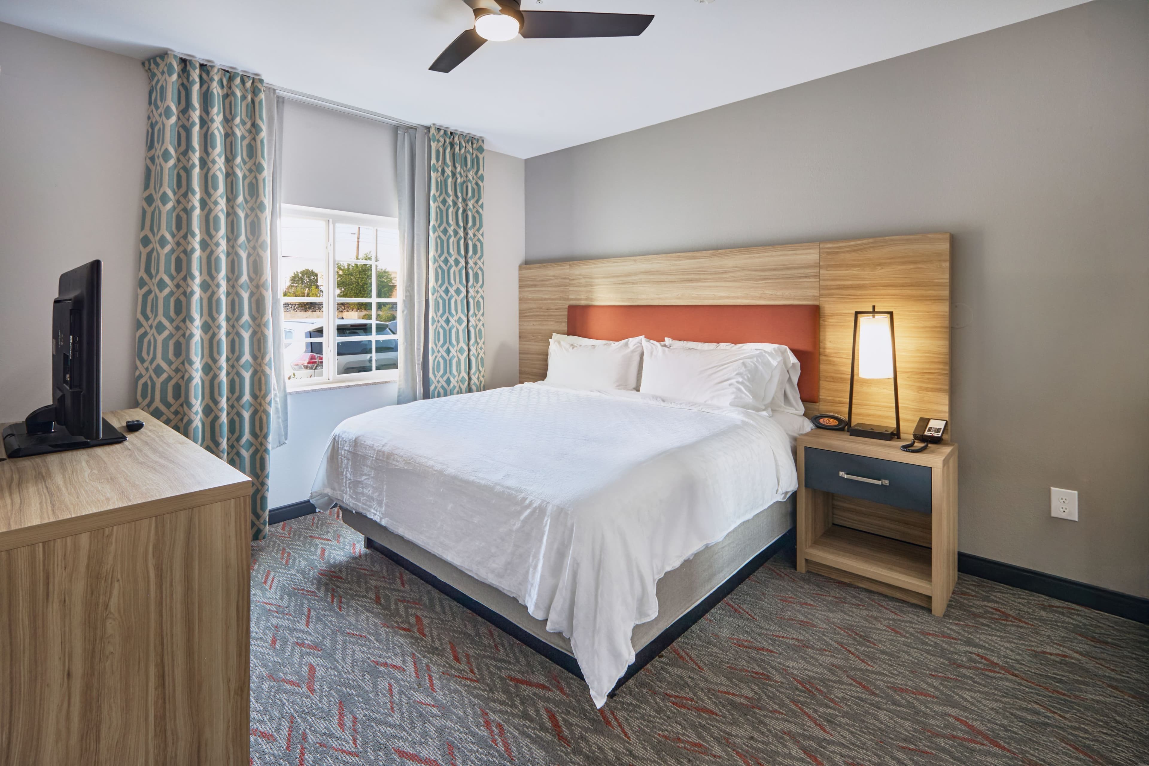 Candlewood Suites Hot Springs — 16