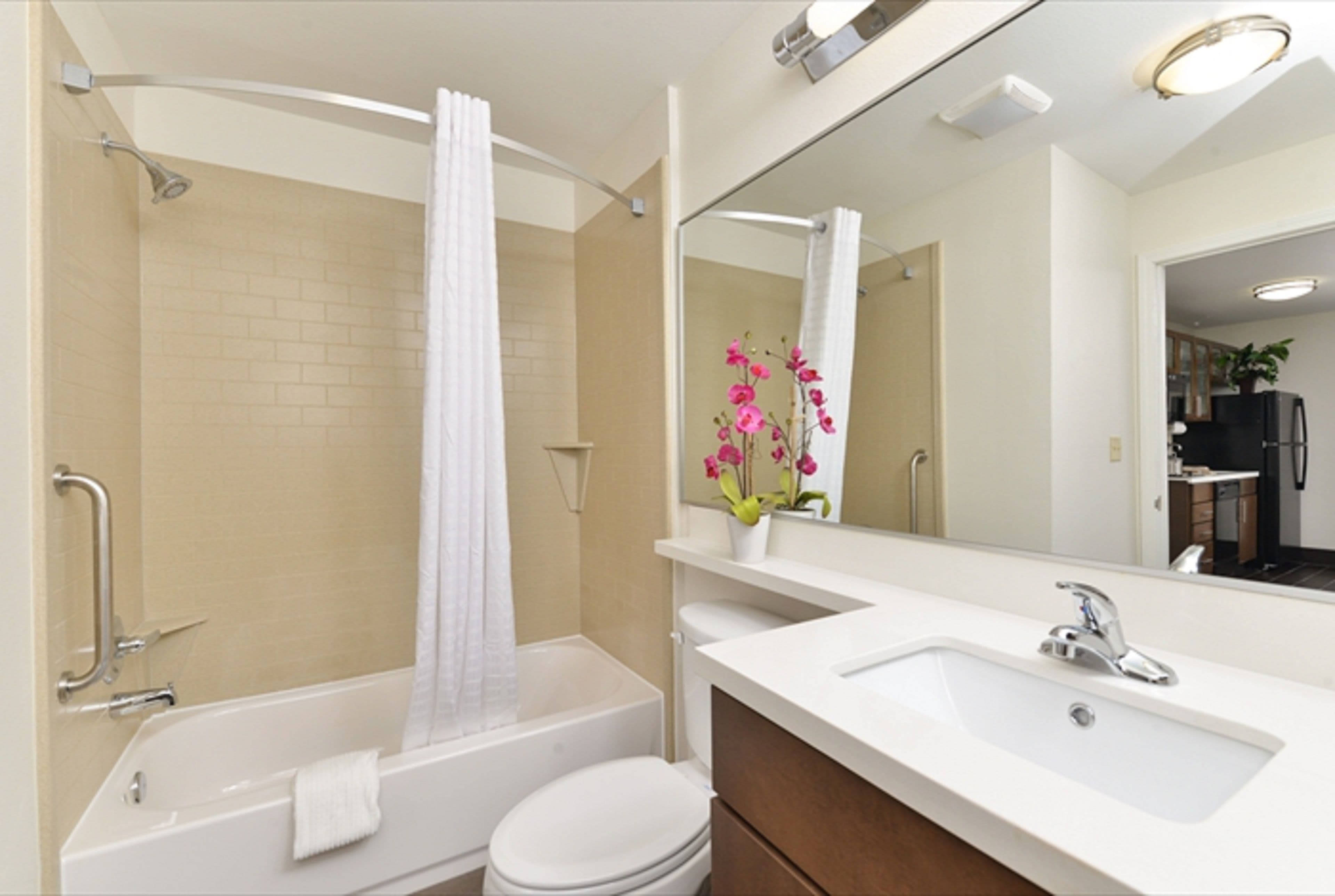 Candlewood Suites Houma — 13