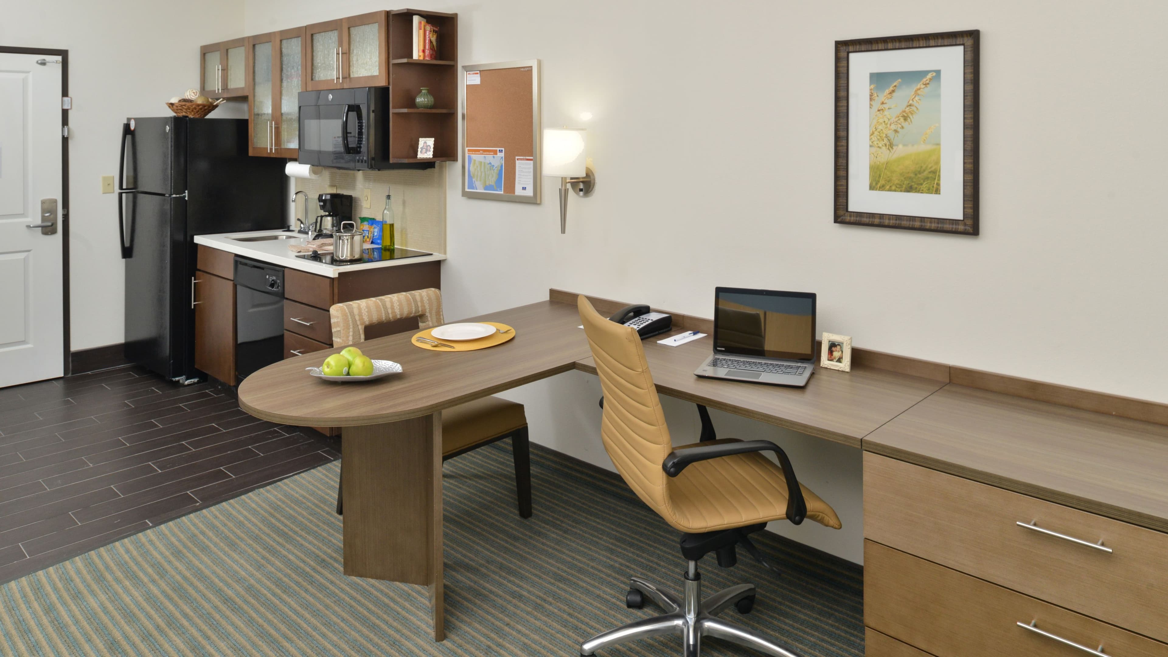 Candlewood Suites Houma - Image 3